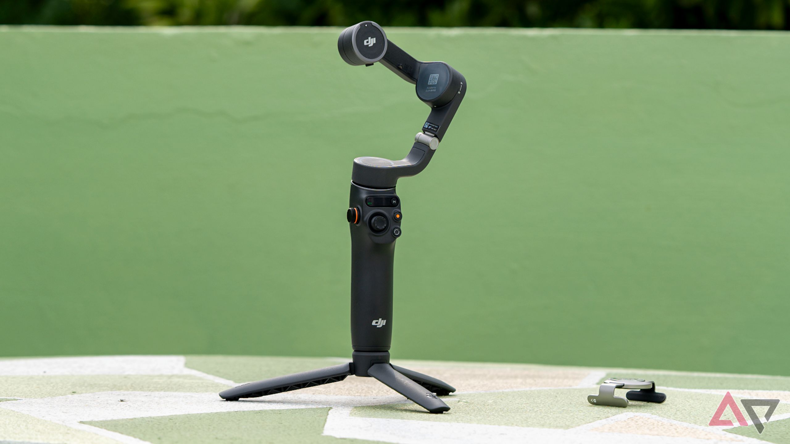 DJI Osmo Mobile 6 review: Your ticket to first-class smartphone video