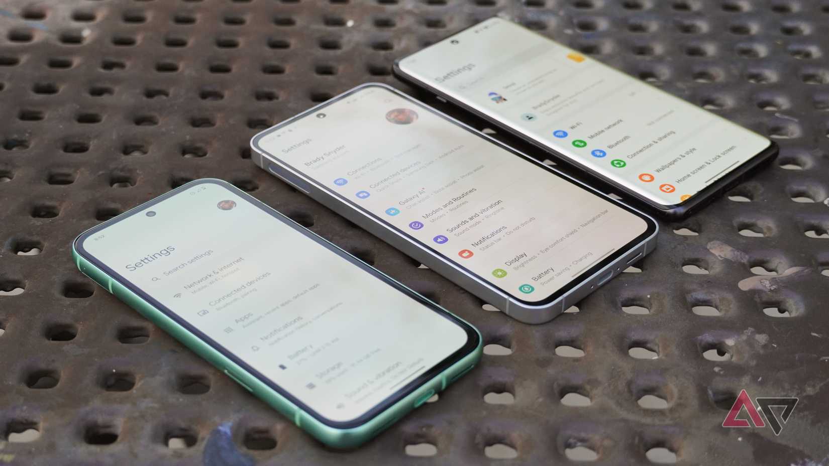 SMS texting: Legacy messaging is still popular in the US