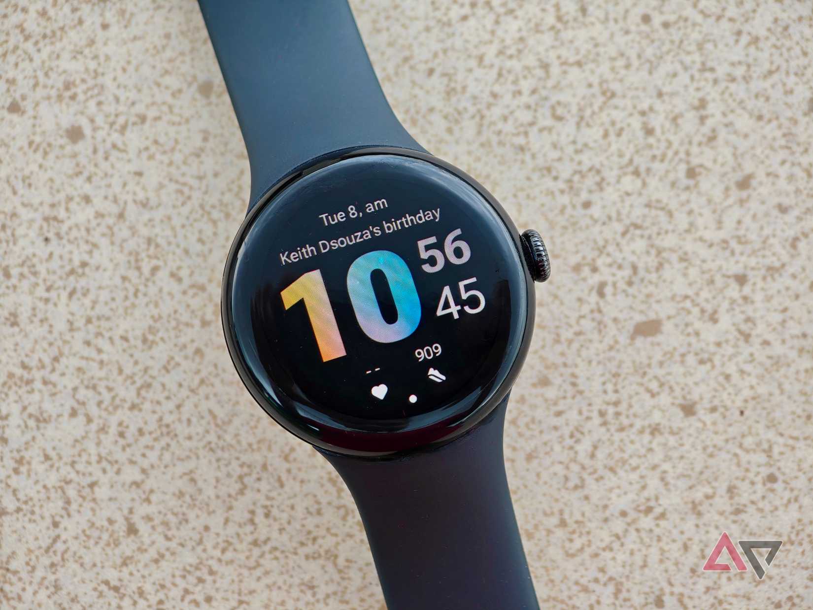 As a long-time Pixel Watch 2 user, here are my top 7 watch faces