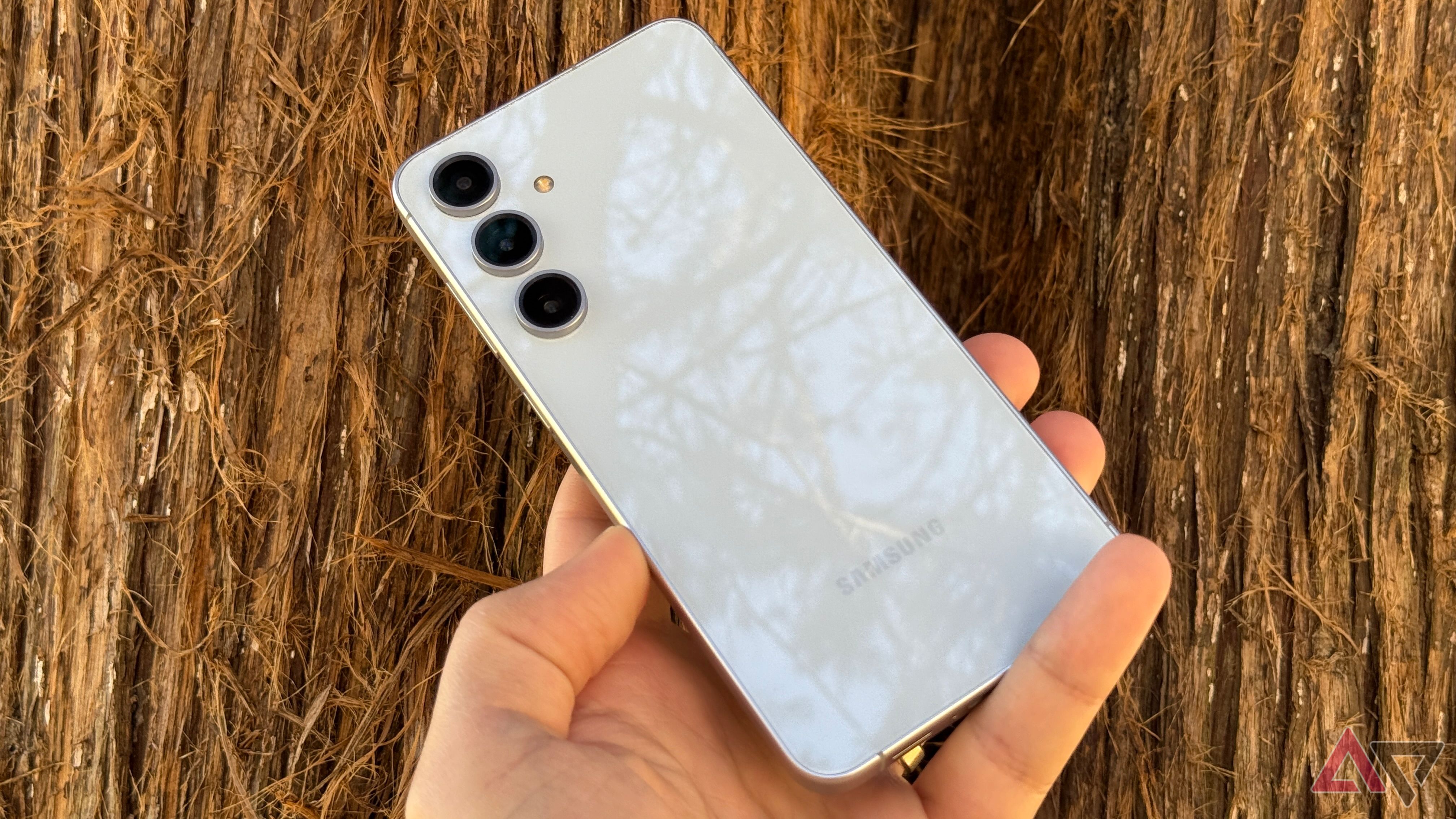 Samsung Galaxy S24 FE | Android Police