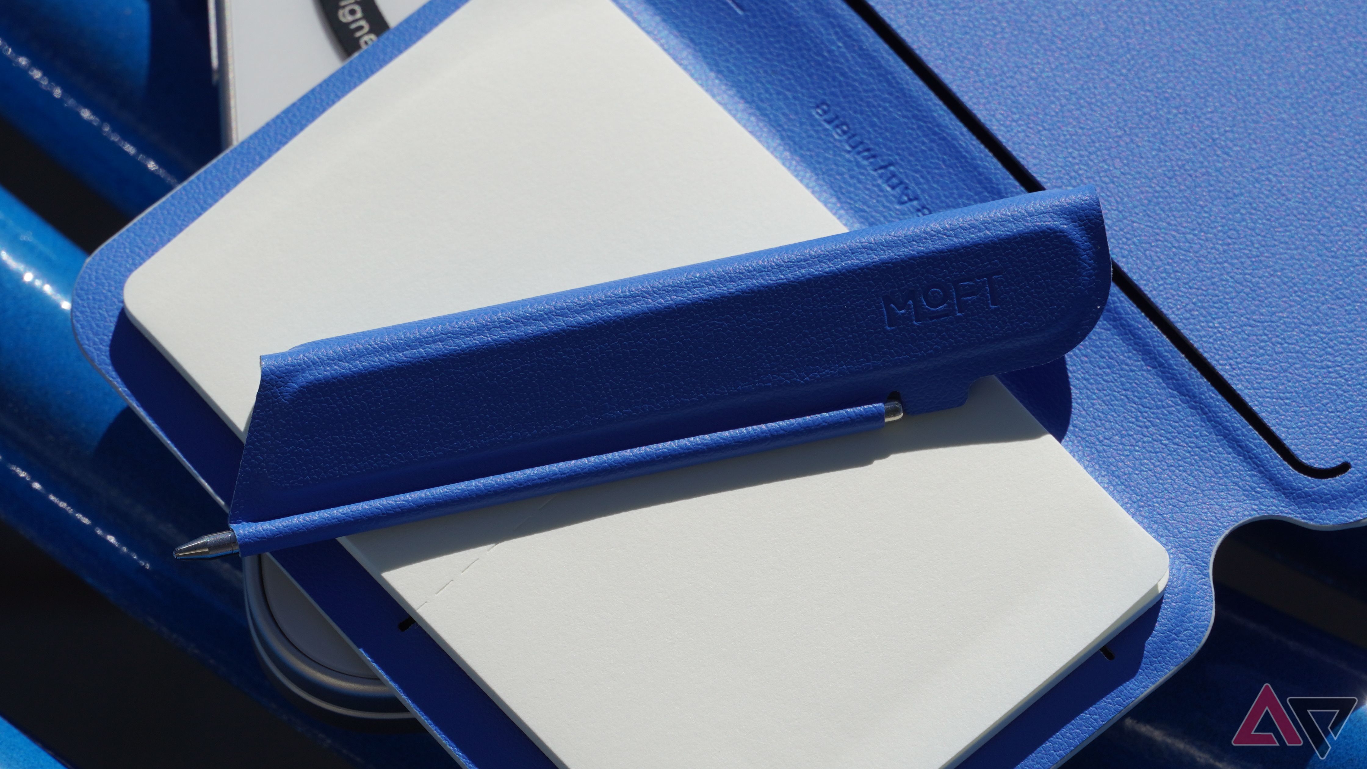 I ditched all my Android note-taking apps for this one smartphone accessory