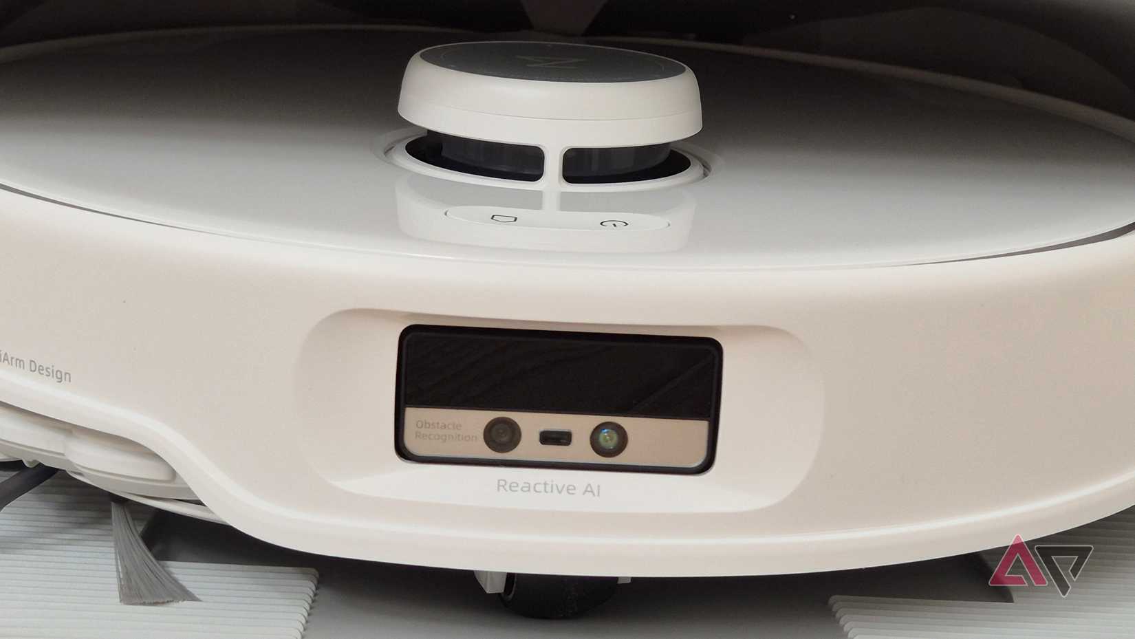 Roborock Qrevo Curv Aspiratore Robot Lavapavimenti Con Docking Station 3.0 - 18.500 Pa, Spazzola DuoDivide, Adattamento Superamento Soglie Fino A 4cm
