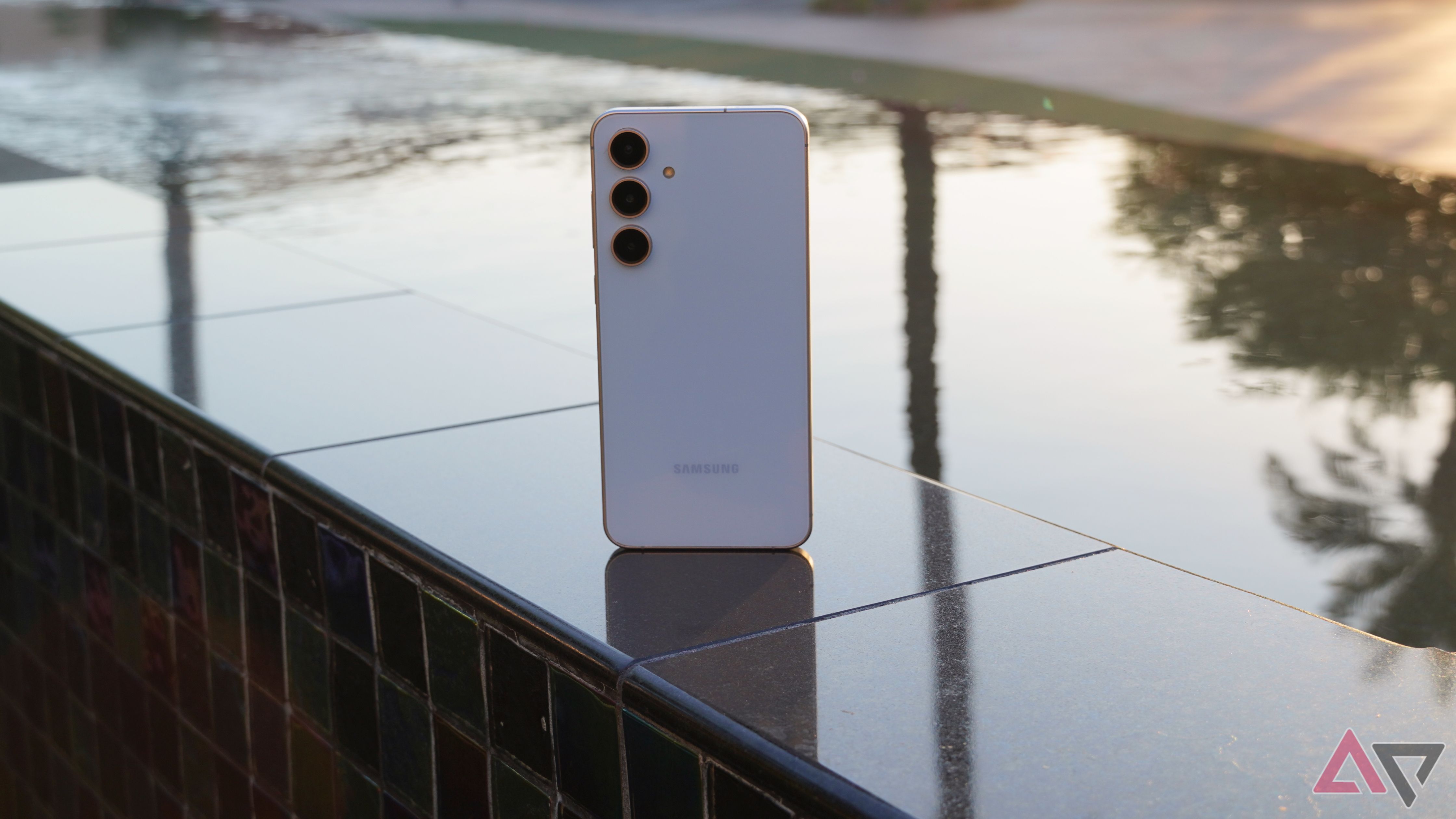 7 Samsung Galaxy S24 FE features I love