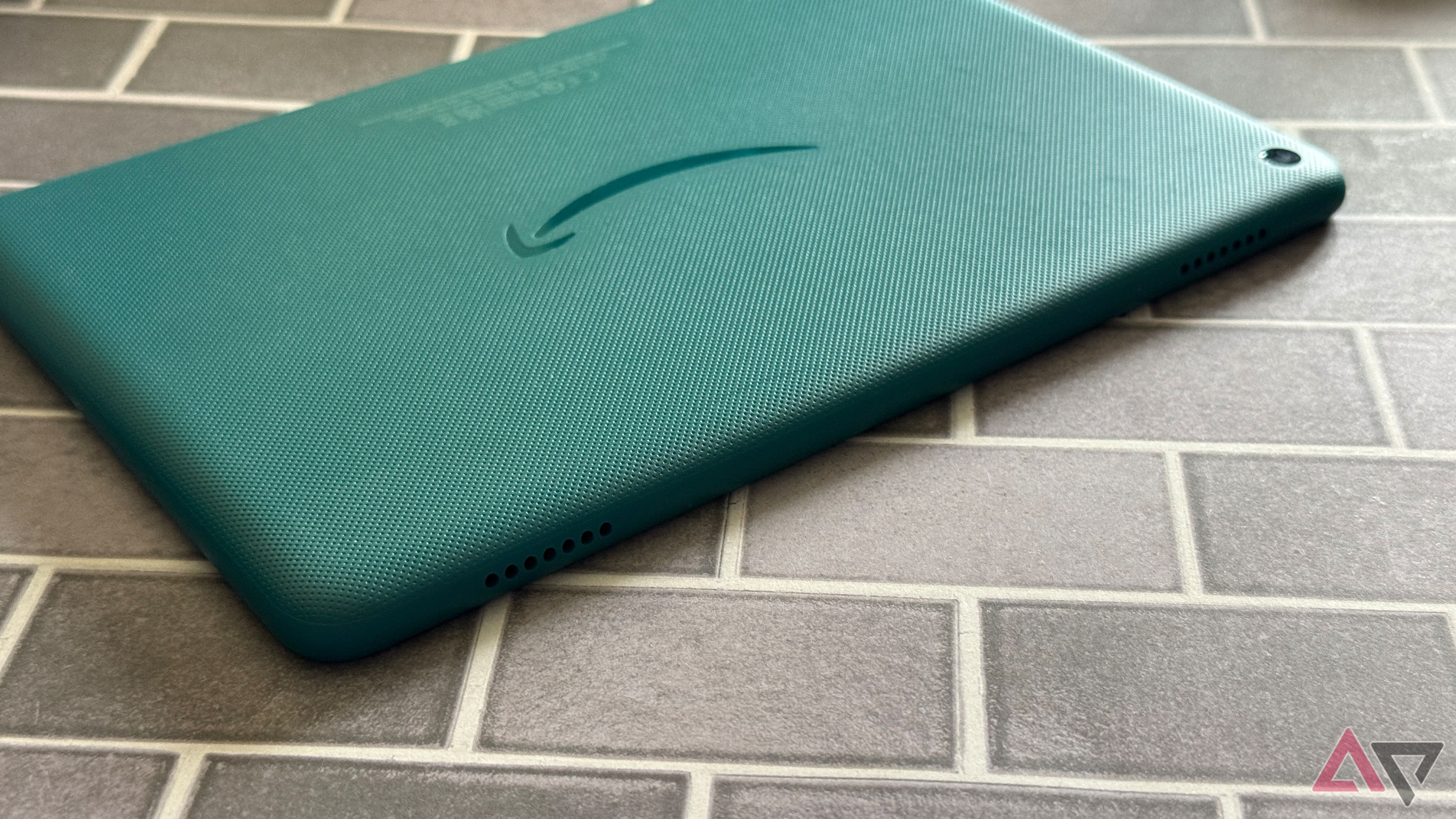 Stereo speakers on the Amazon Fire HD 8