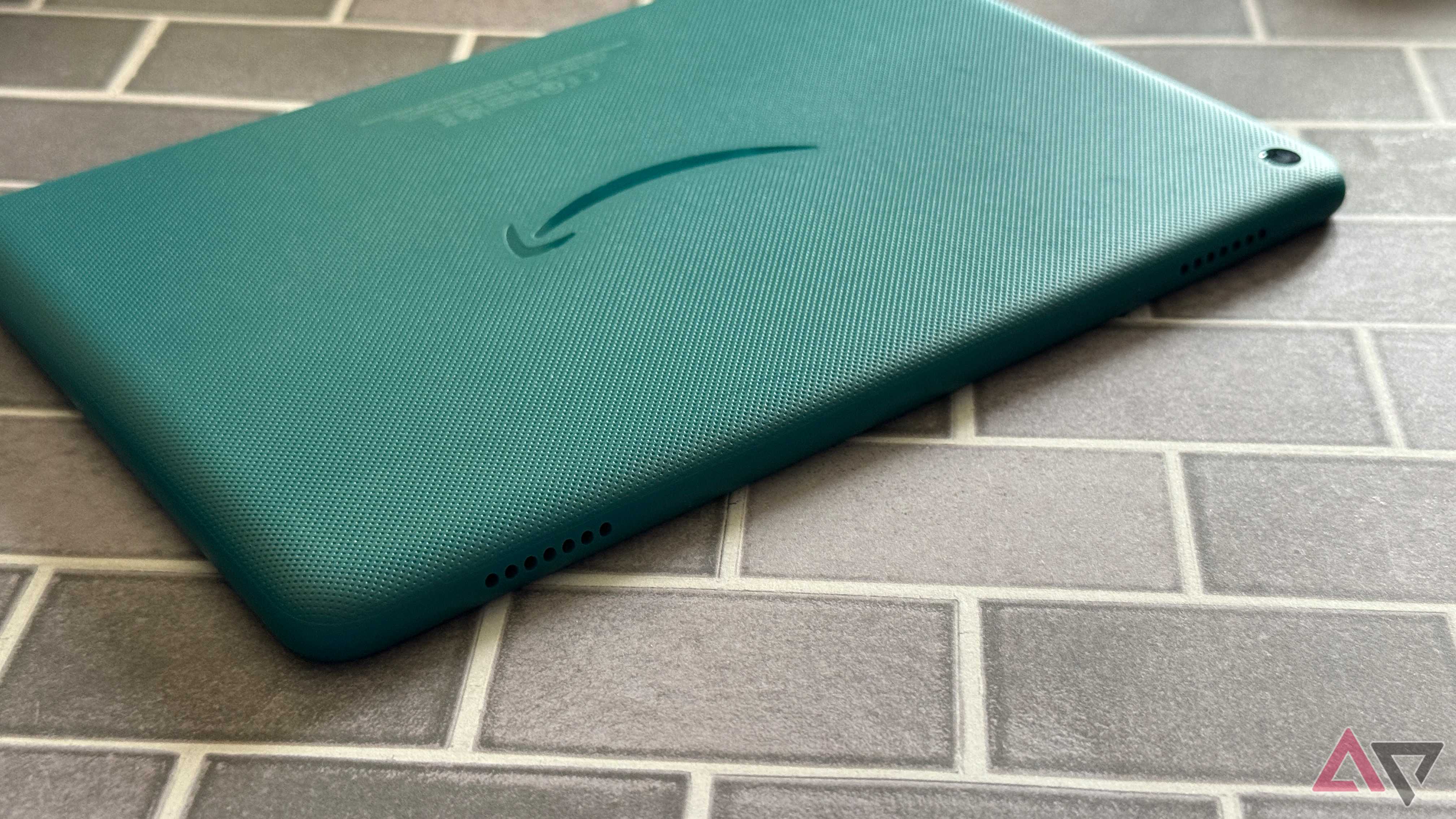 Stereo speakers on the Amazon Fire HD 8
