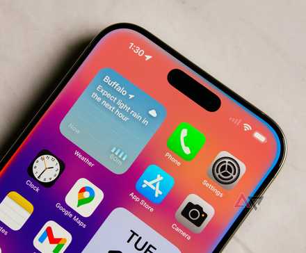 Qual é a aparência do Siri em um iPhone 16 Pro Max com iOS 18.1