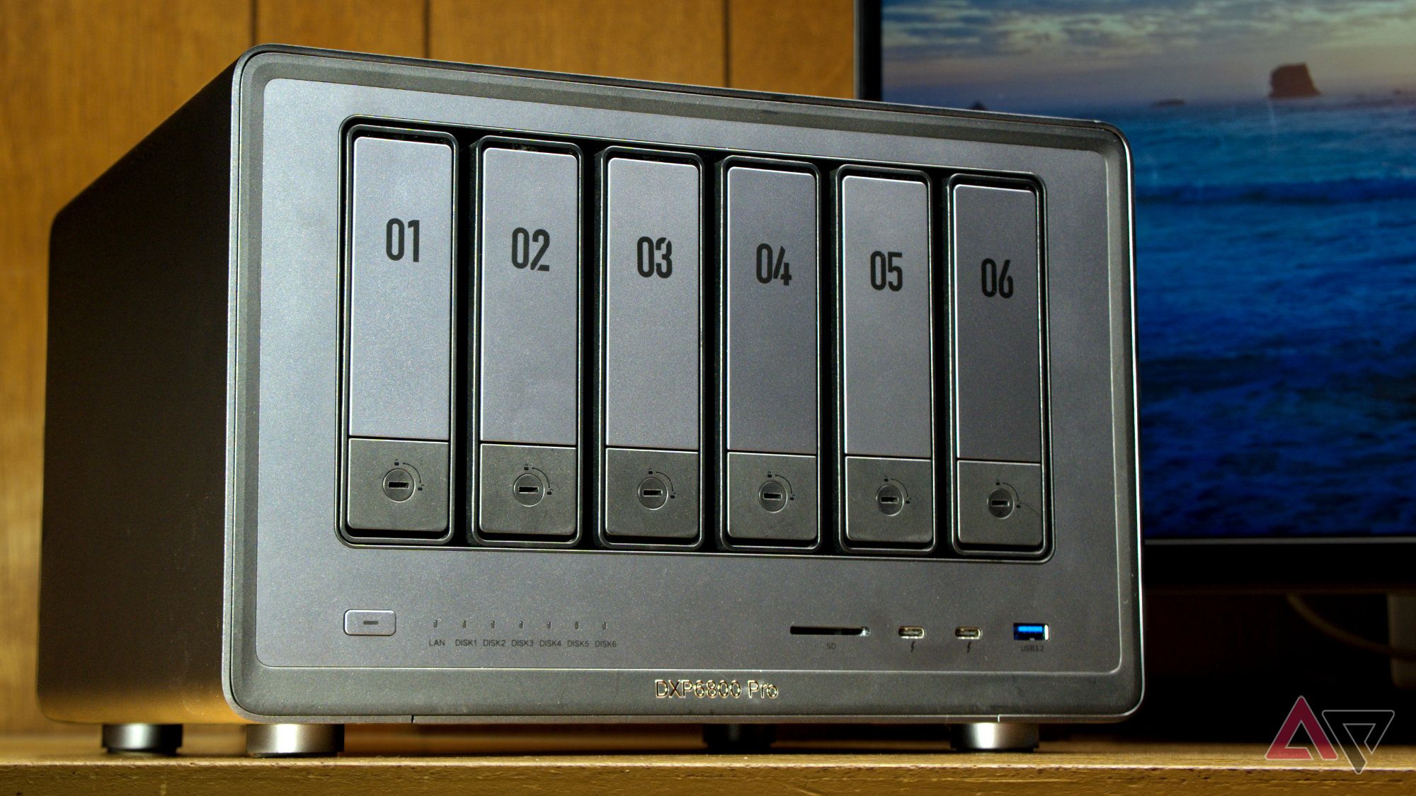 UGREEN NASync DXP6800 Pro 未使用、未開封品 UGREEN NASync DXP6800 Pro 開封済み未使用品 UGREEN 6 Bay NAS