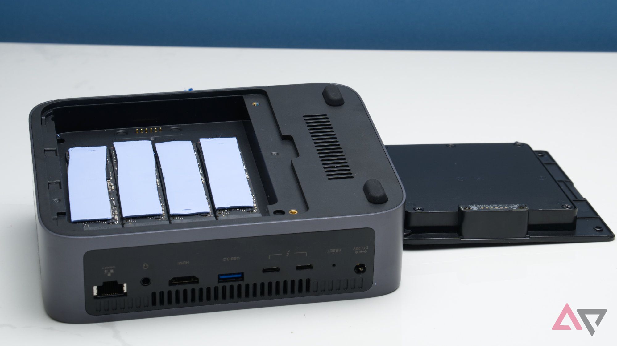 Ugreen NASync DXP480T Plus review: Nearly perfect for travel