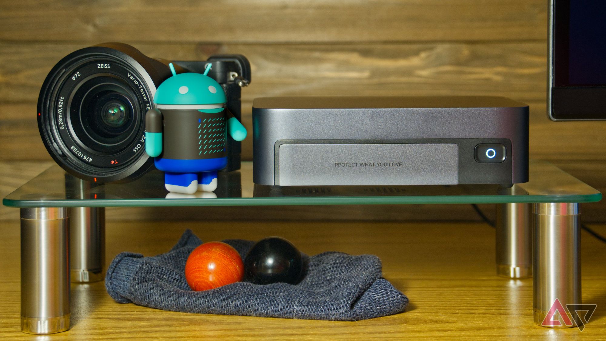 Ugreen NASync DXP480T Plus review: Nearly perfect for travel