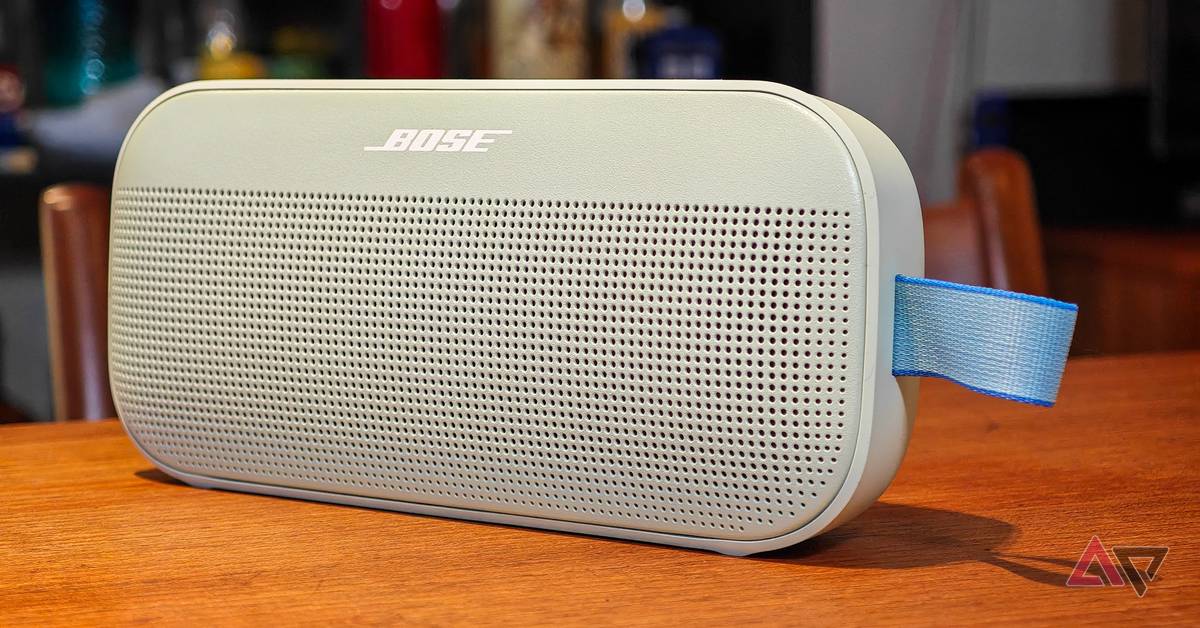 Bose SoundLink Flex (2nd Gen) review: Strong but samey