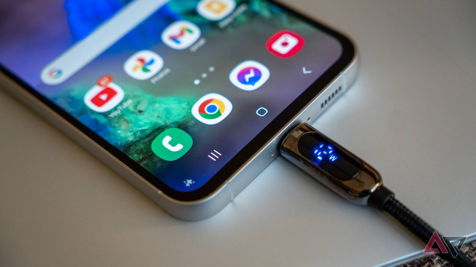 How to measure (and understand) your smartphone's charging speed