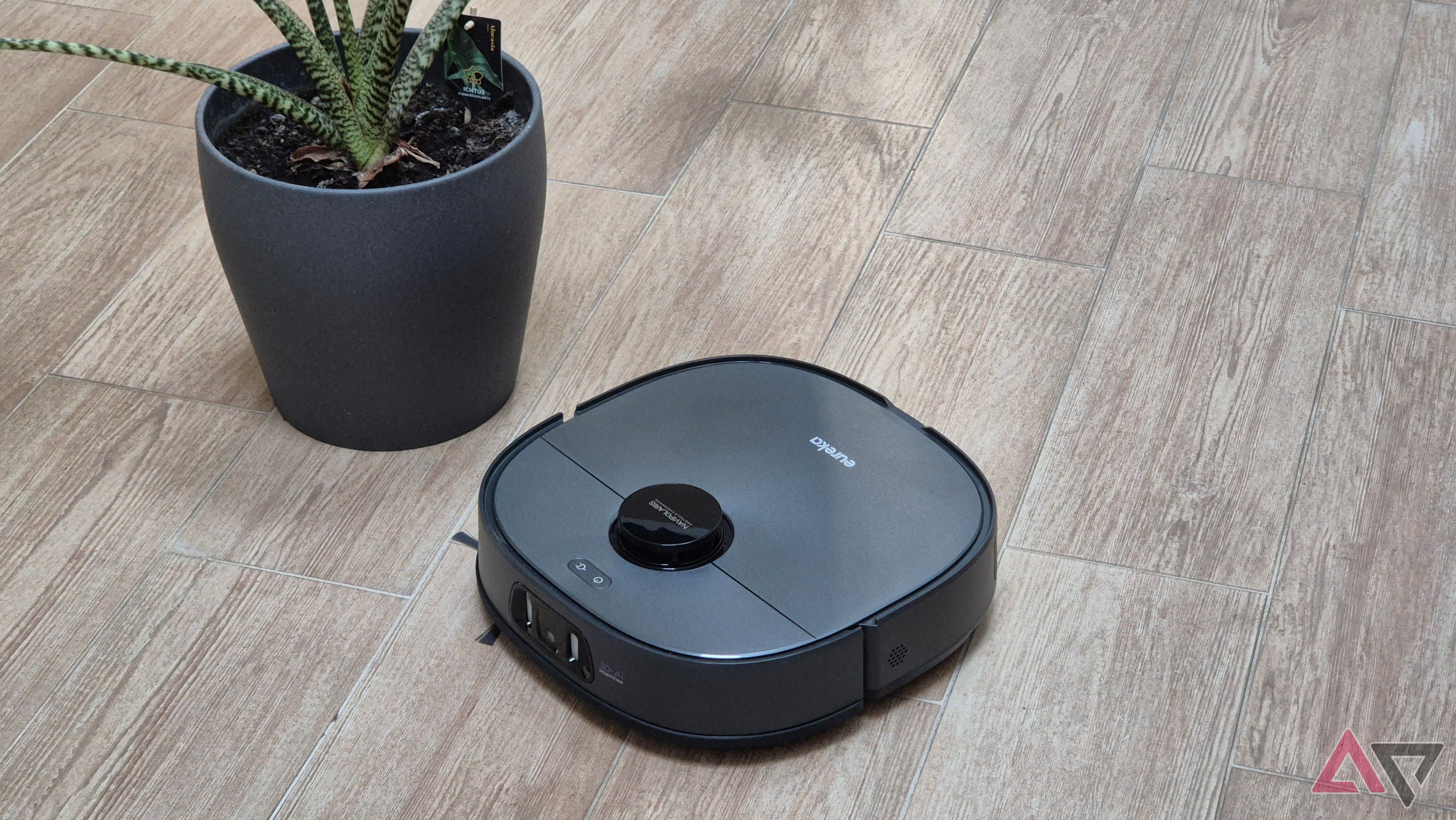 eureka J15 Pro Ultra ロボット掃除機 Amazon.com - Eureka J15 Pro Ultra Robot Vacuum and Mop with Self