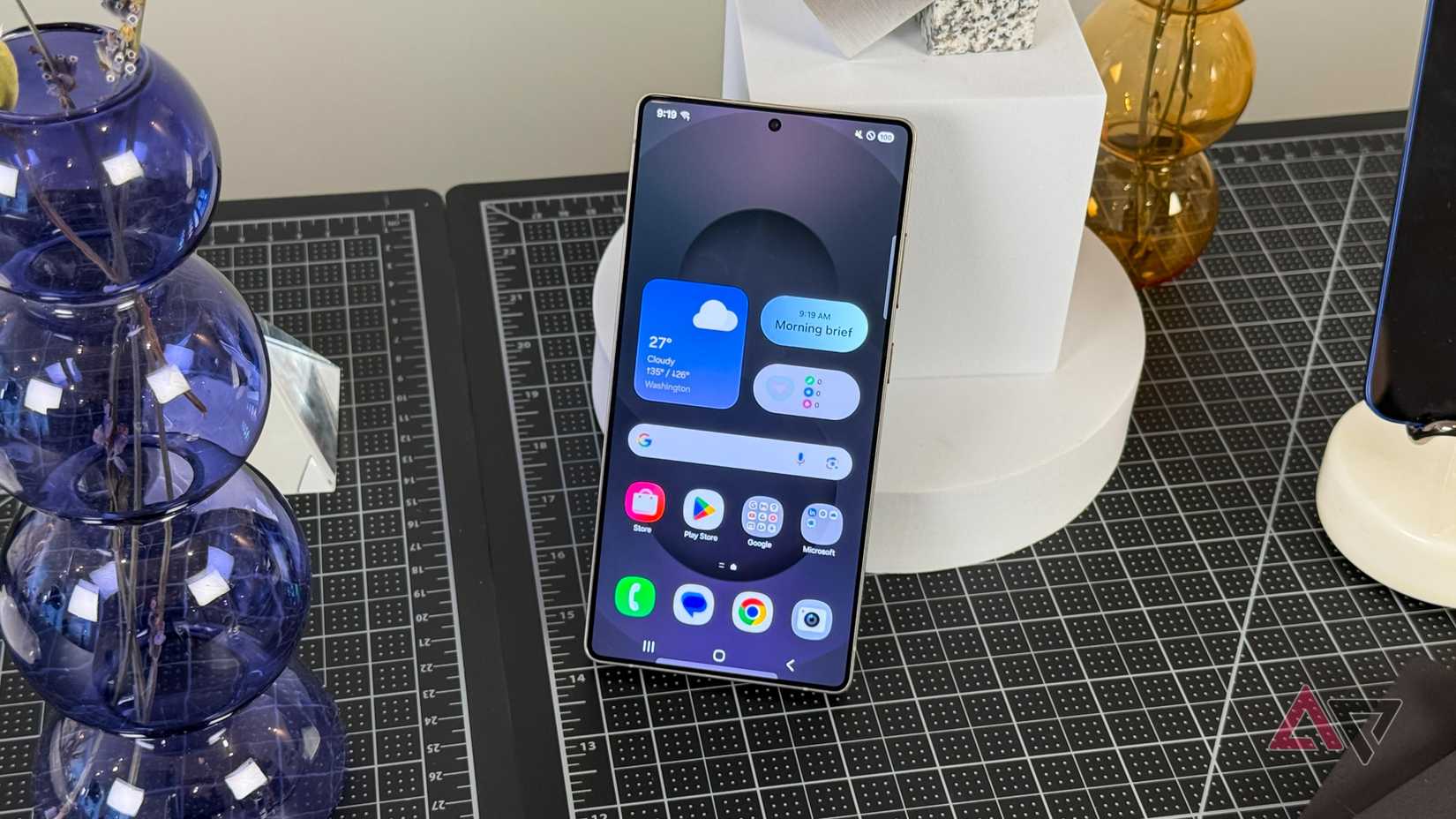 Samsung Galaxy S25 Ultra hands-on: The indifference is on display