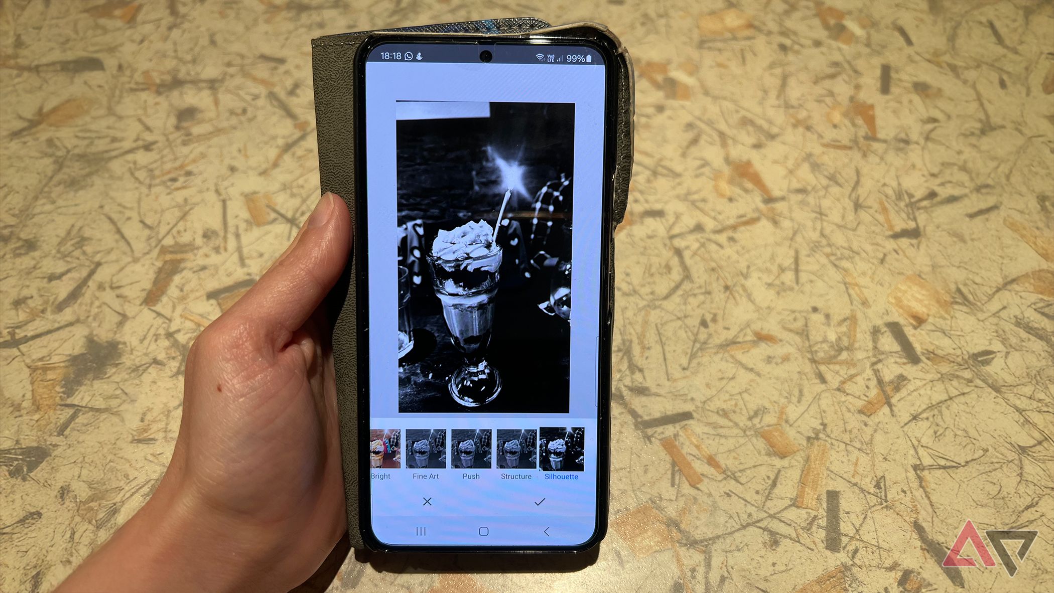 6 reasons Snapseed makes a better editing app than Lightroom
