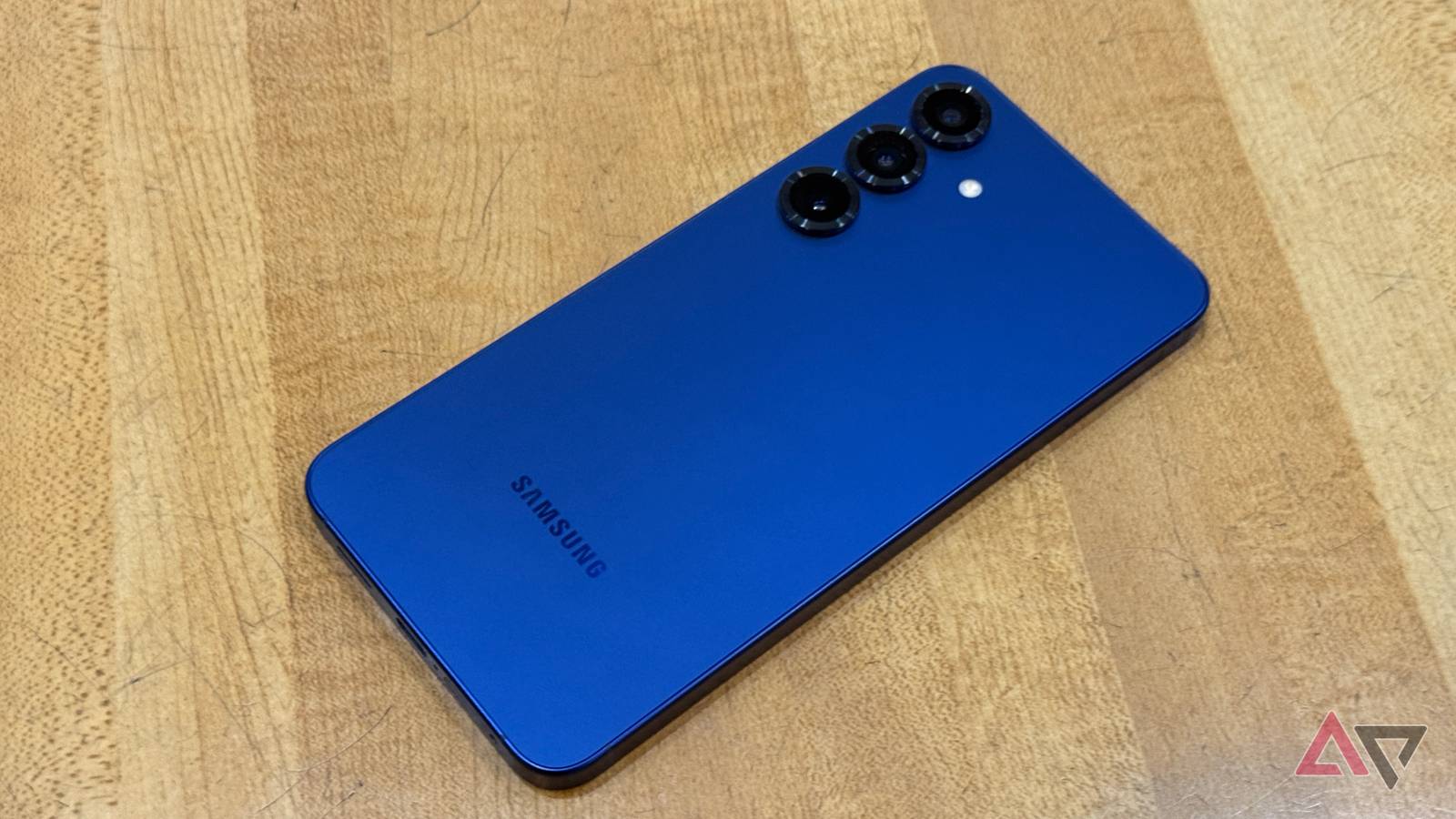 Massive Galaxy S25 FE leak all but confirms design, battery, and