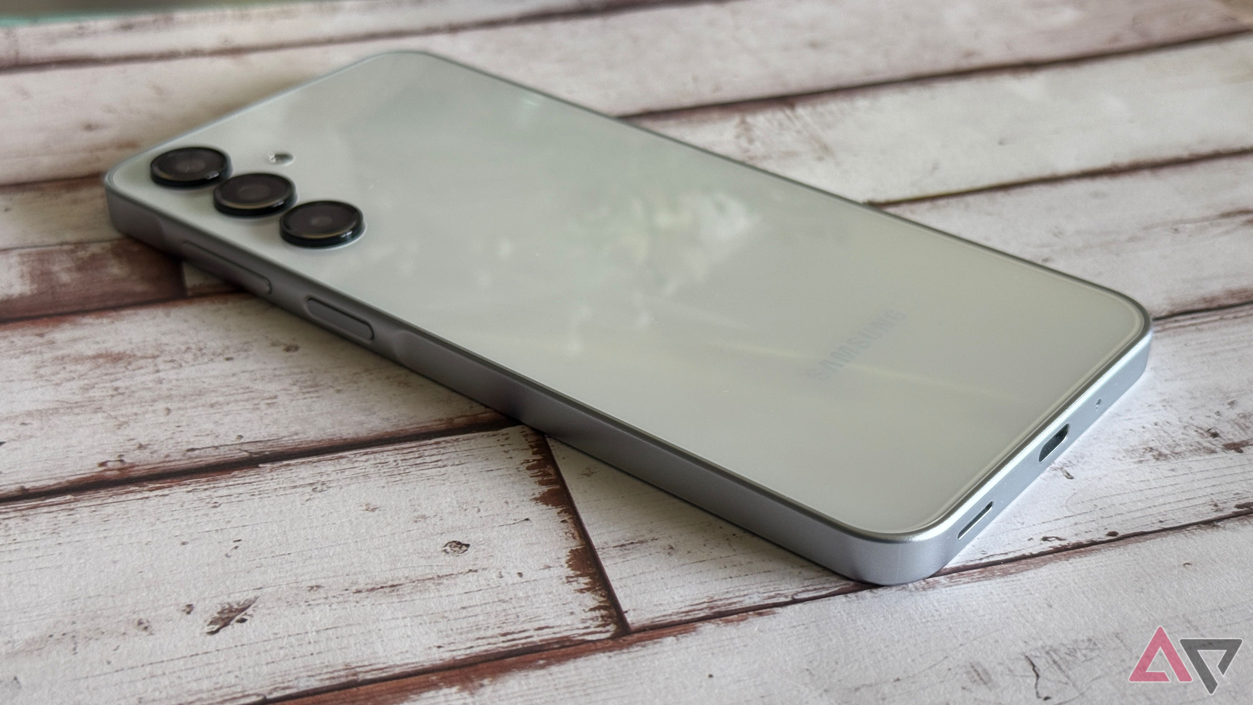 Samsung's Galaxy A16 5G drops to just $1