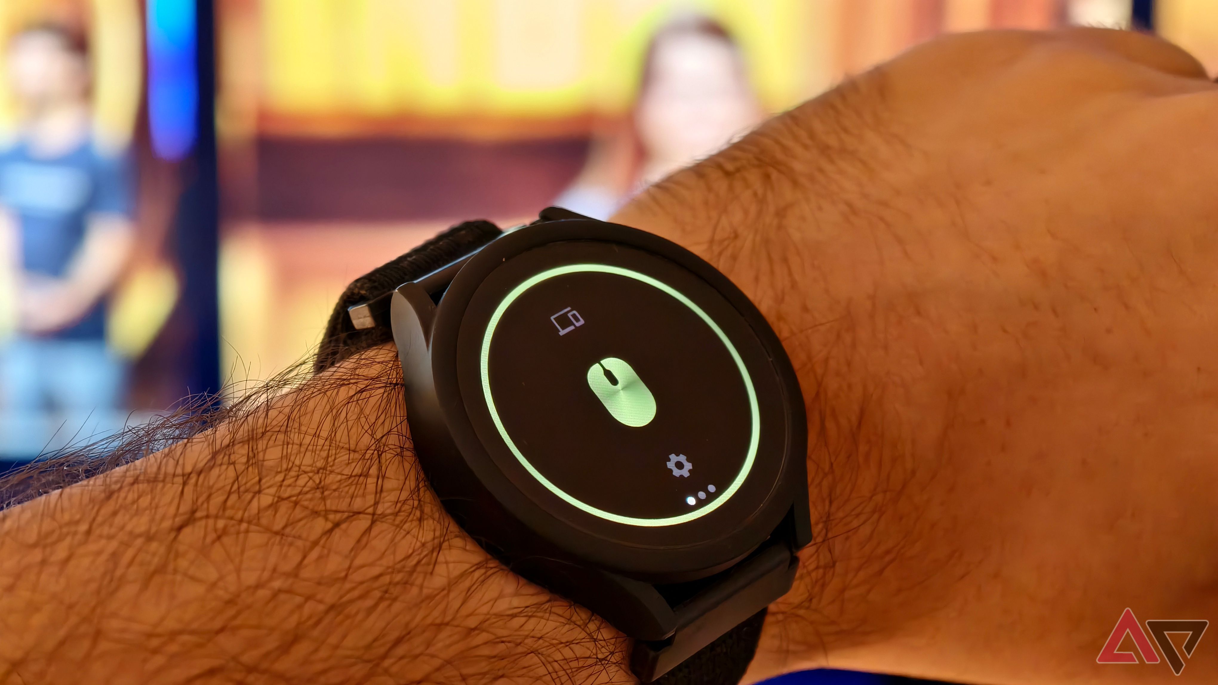 My favorite smartwatch app lets me control my Android TV with hand gestures