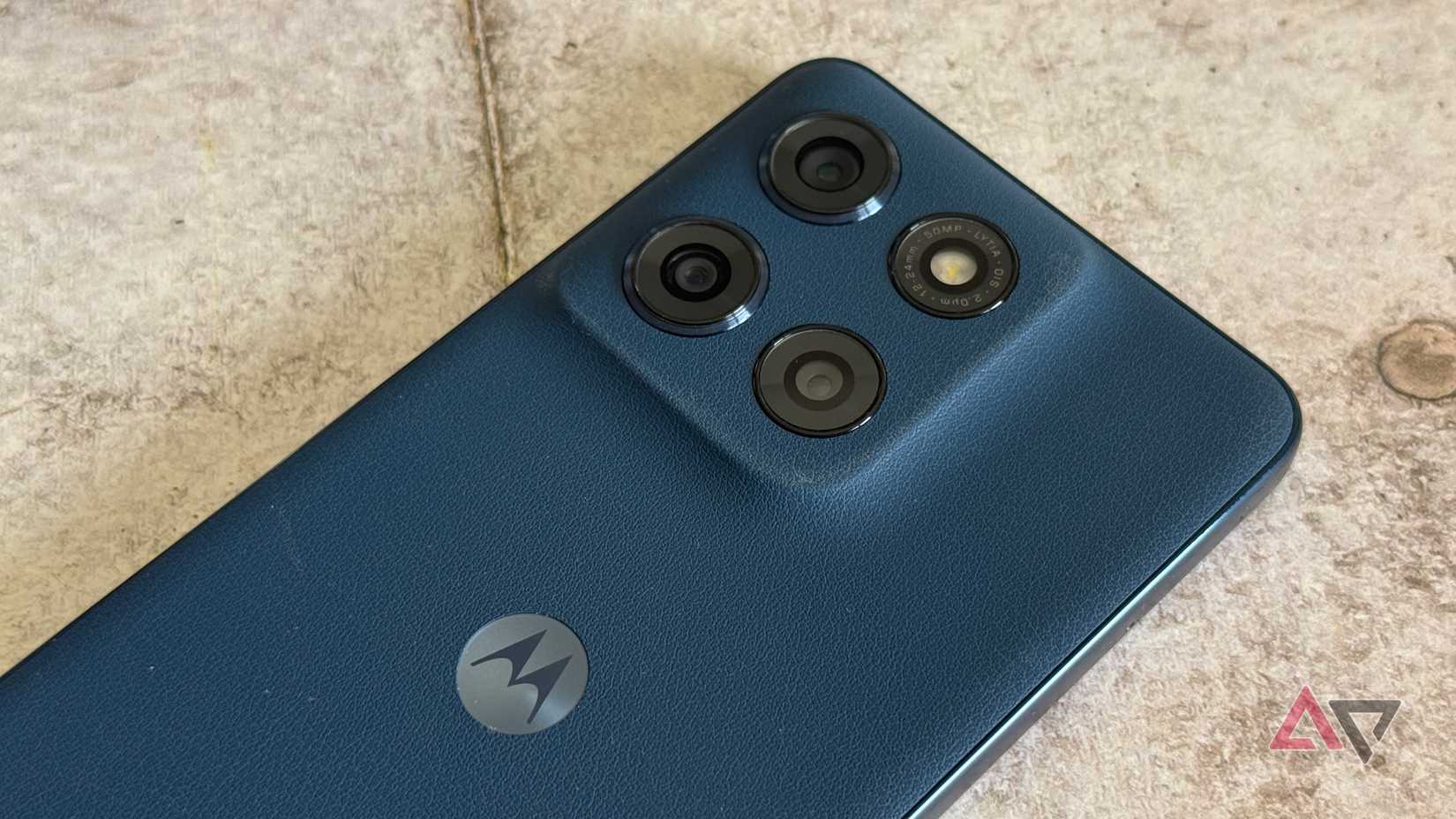 Moto G Stylus (2025) close na câmera 
