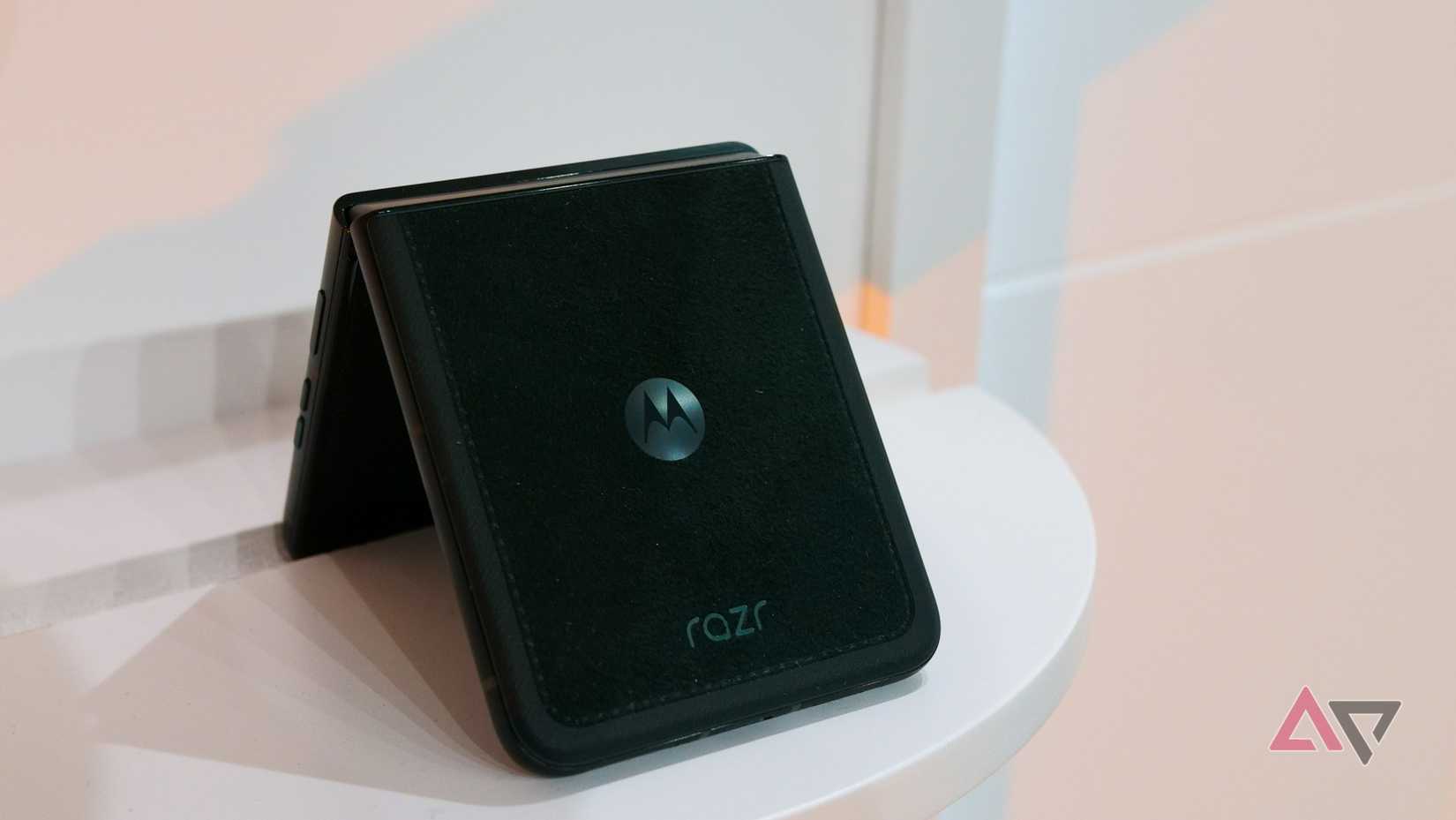 Motorola’s latest Razr lineup has something for everyone, including a ...
