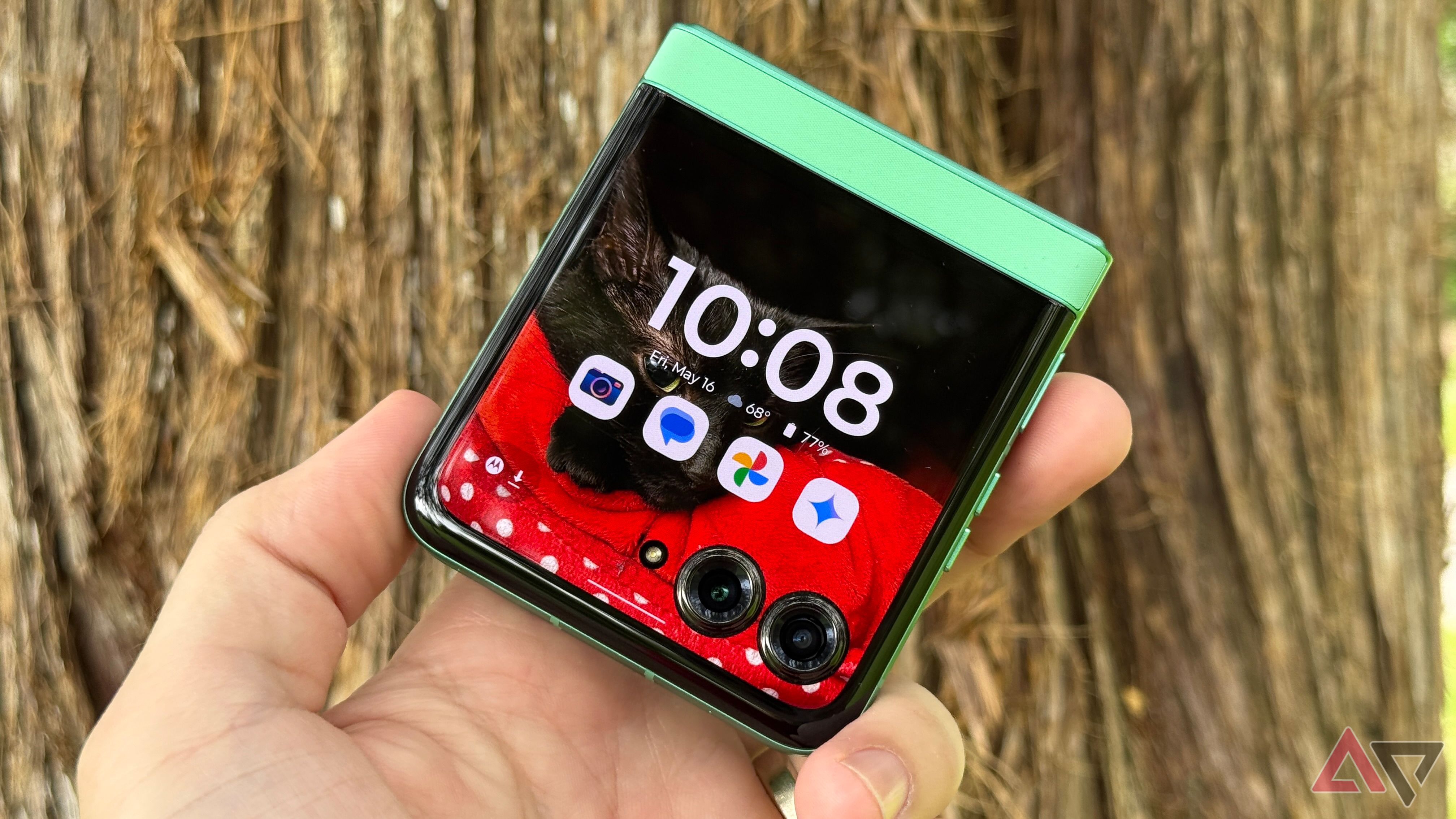 Motorola Razr 2025 review: A complete flip phone experience