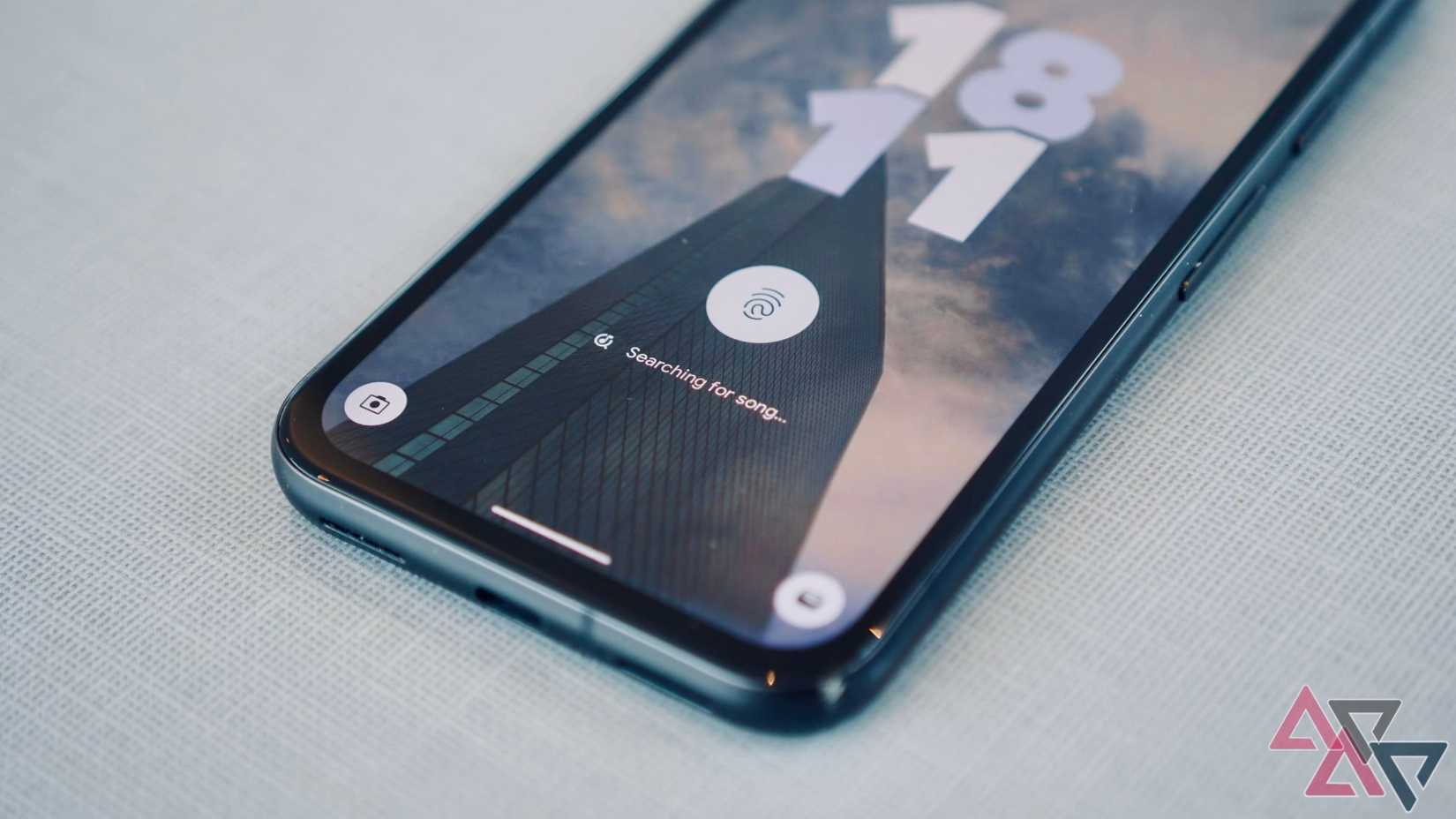 Agora reproduzindo no Google Pixel 8a