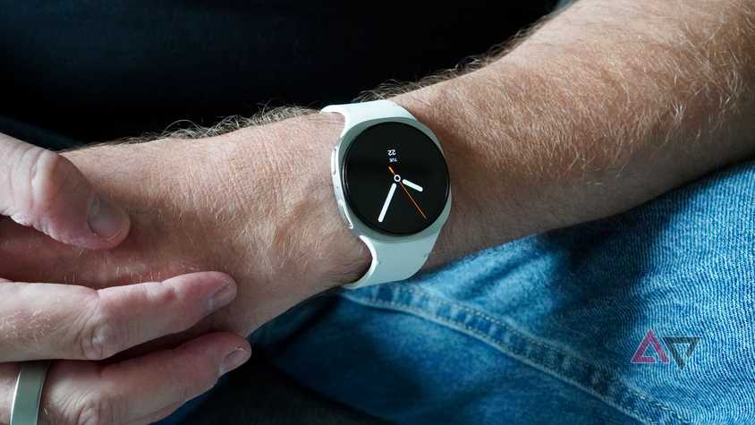galaxy-watch-8-on-wrist