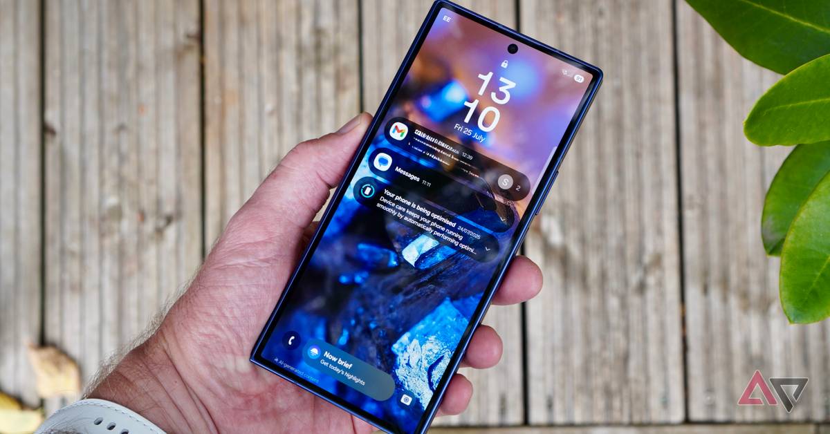 androidpolice.com - Rajesh Pandey - Galaxy Z Fold 8 set to break Samsung's charging stagnation