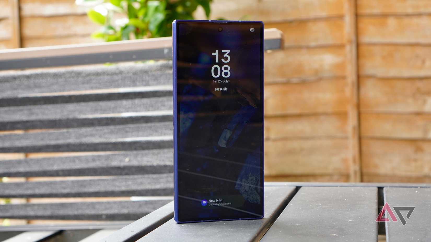 A tela de bloqueio do Samsung Galaxy Z Fold 7