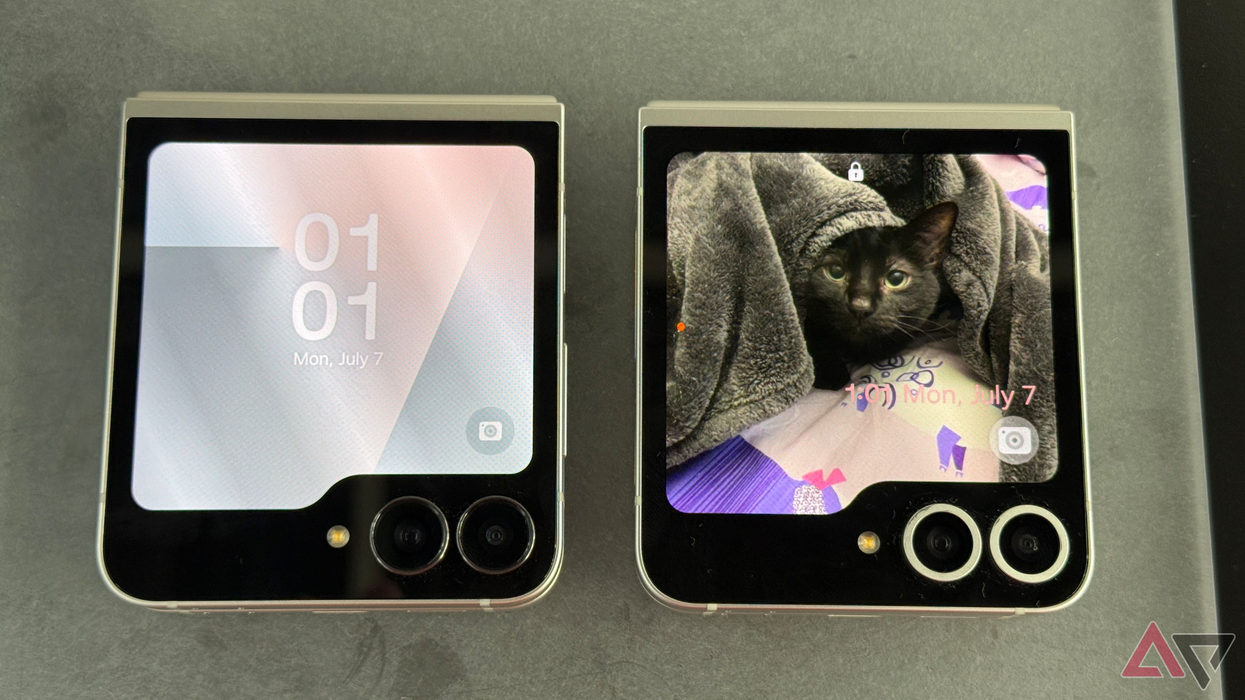 Samsung Z Flip 7 FE ほぼ未使用 Care+ 2027年まで galaxy-z-flip-7-fe-4.jpg?