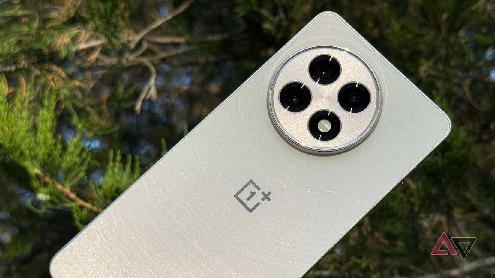 OnePlus 13R in the sunlight in the Astral Trail color variant