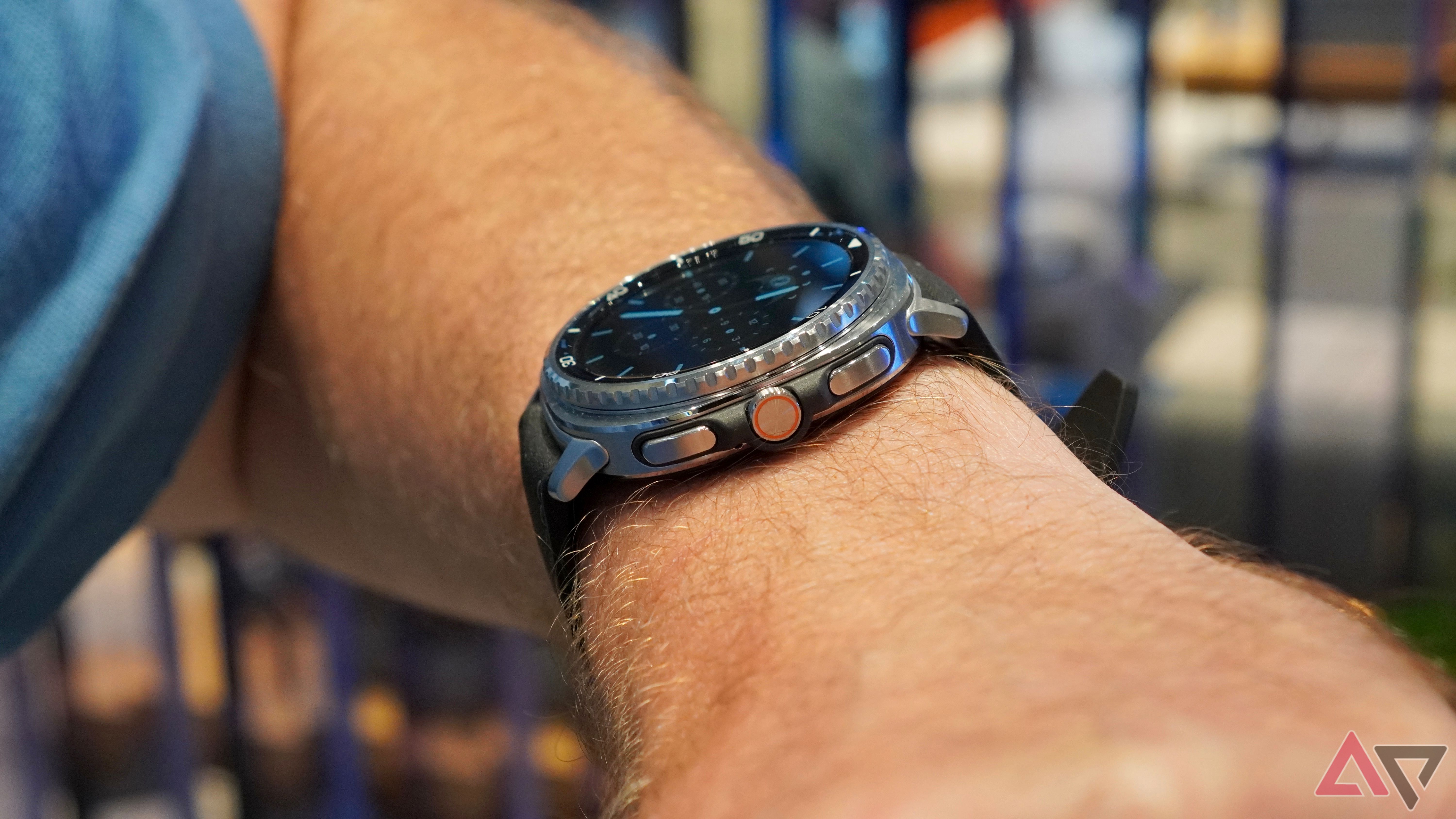 I broke the main smartwatch battery rule; now my Galaxy Watch is infinitely better