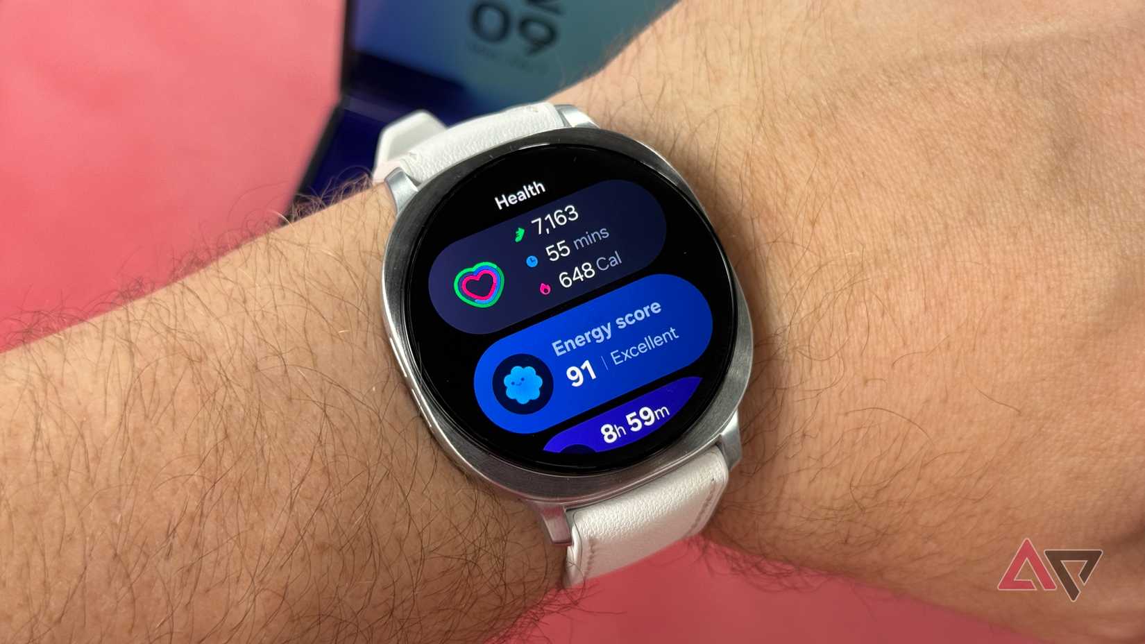 Samsung-Galaxy-Watch-8 mostrando métricas de saúde