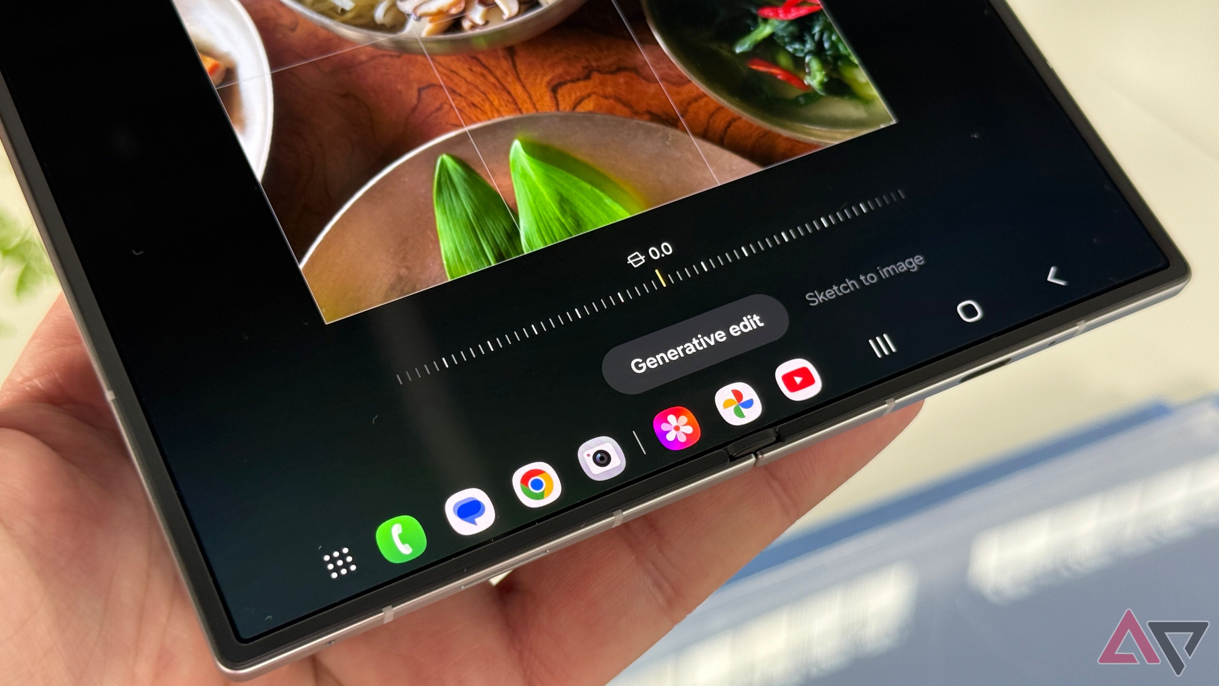 Most Galaxy users don't use AI photo editing features