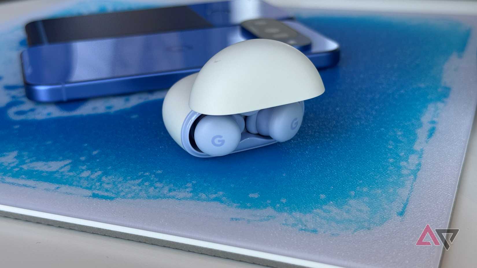 Google Pixel Buds 2a em Iris