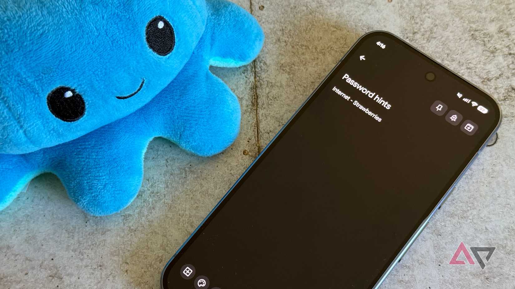 Google Keep with password reminders shown
