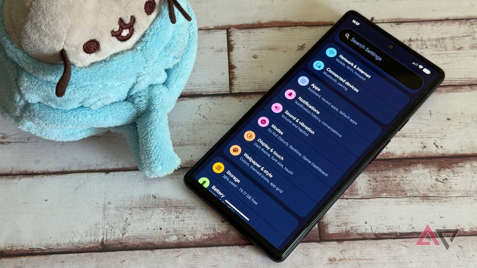 Material 3 Menus expressivos em execução em um Google Pixel 6