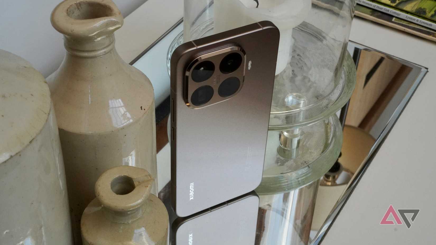 The top of the Xiaomi 15T Pro