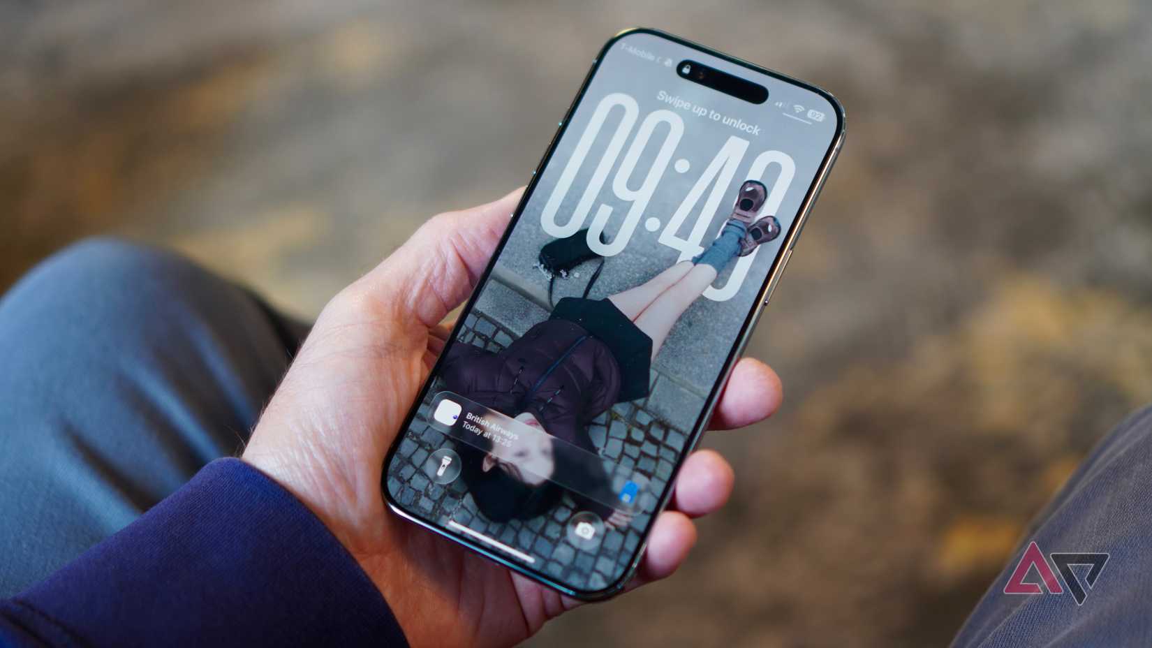 The Apple iPhone Air's lock screen