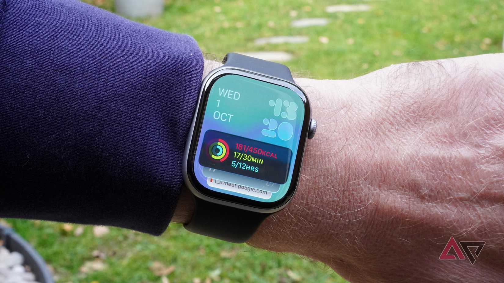 Smart Stack on the Apple Watch Series 11