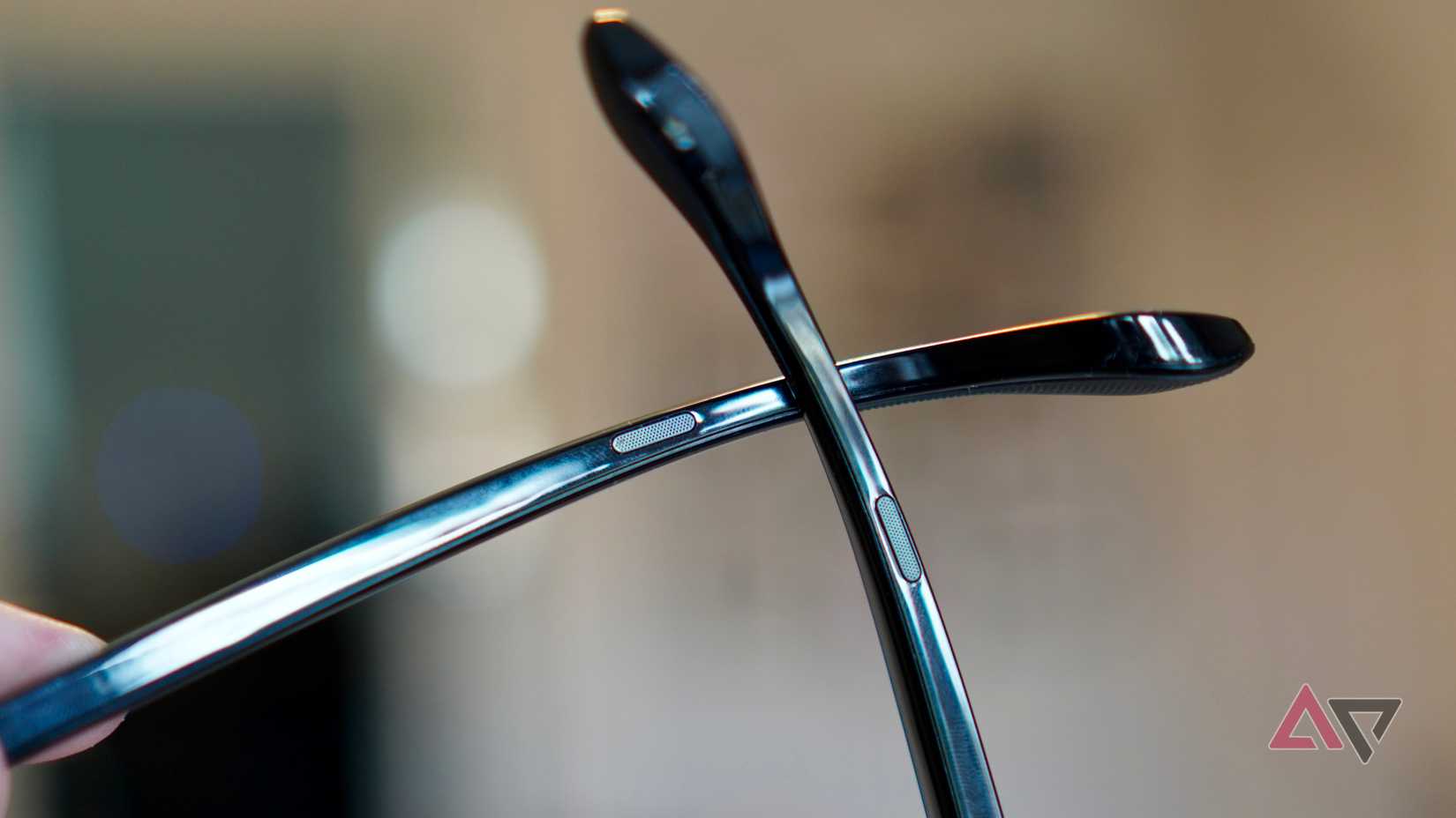 The speakers on the Halliday Glasses