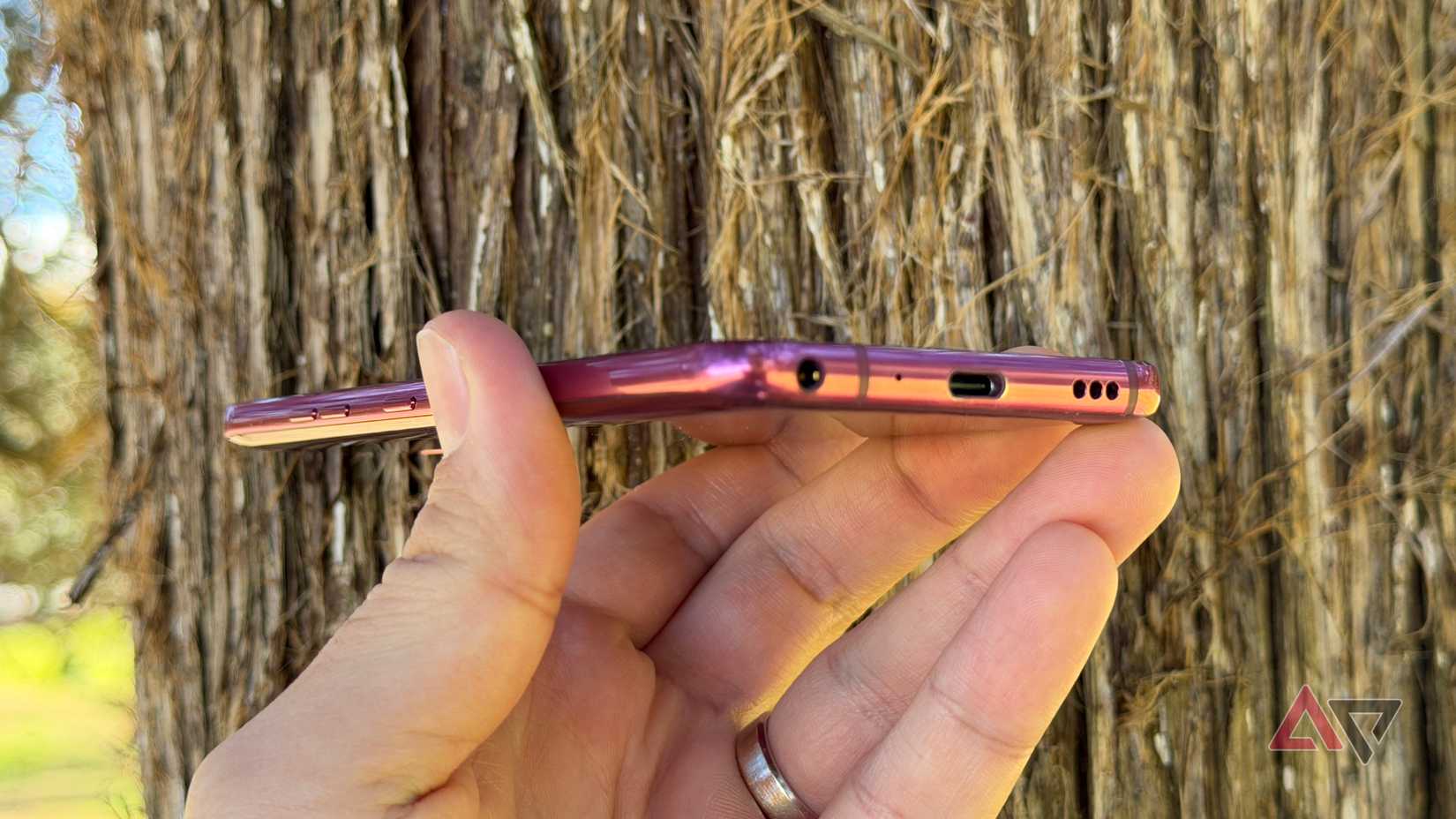 مقبس سماعة الرأس مقاس 3.5 ملم في هاتف LG G7