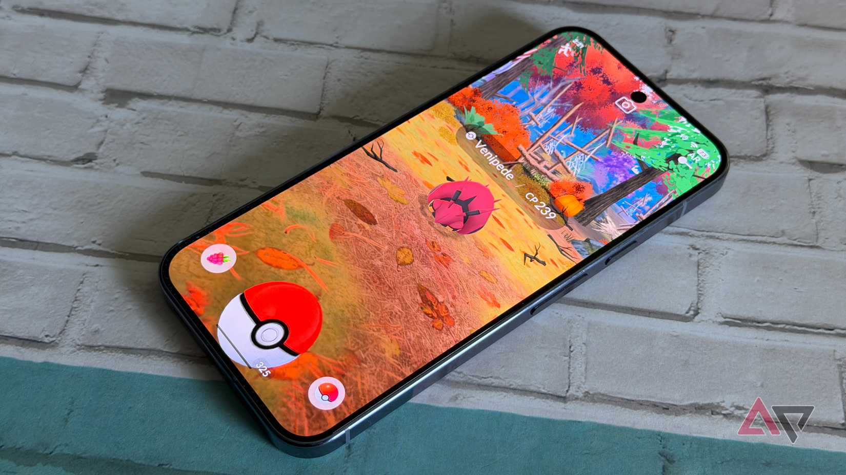 لعبة Pokemon Go تلعب على Google Pixel 10 Pro XL
