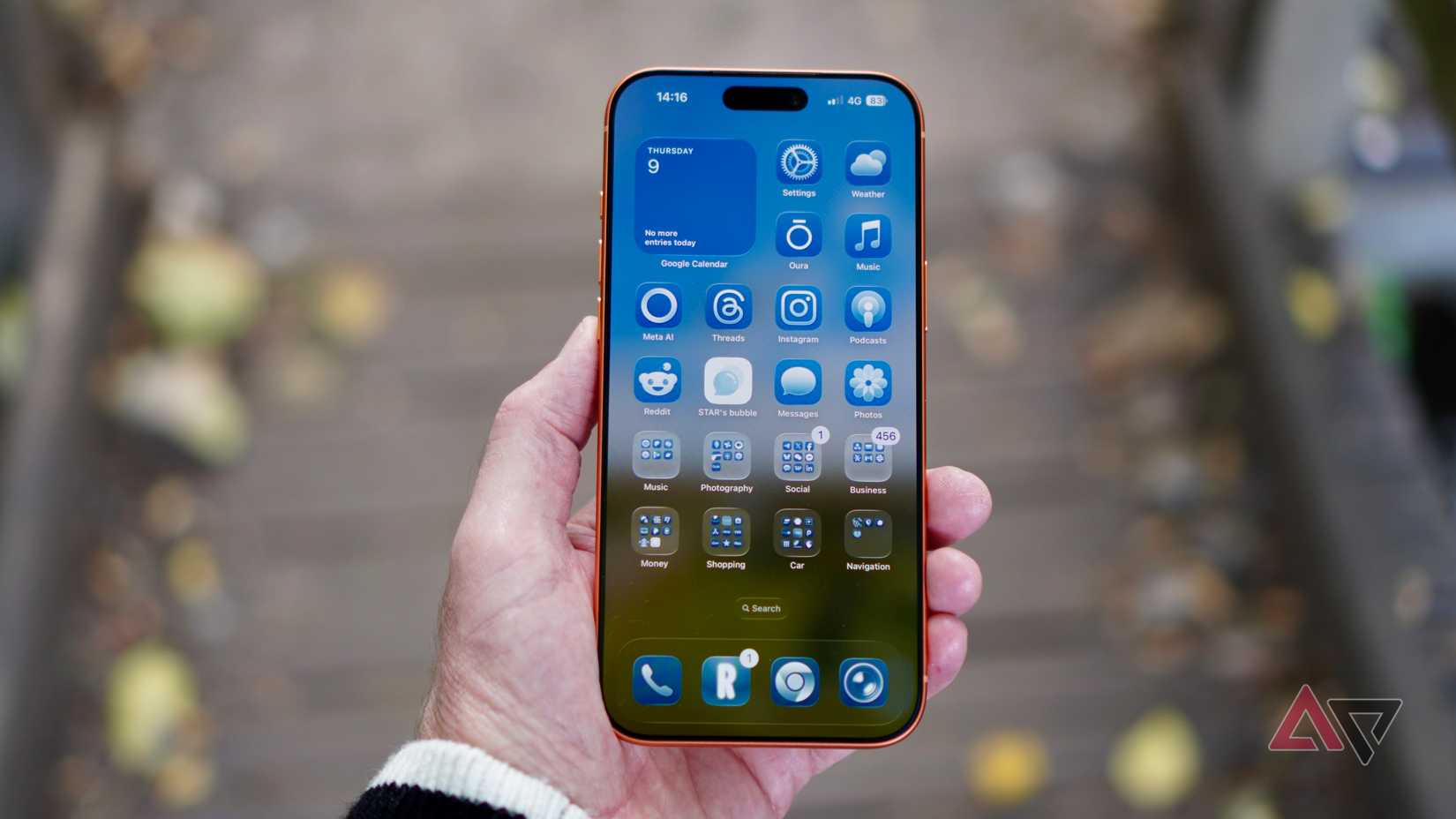Apps on the Apple iPhone 17 Pro Max's home screen