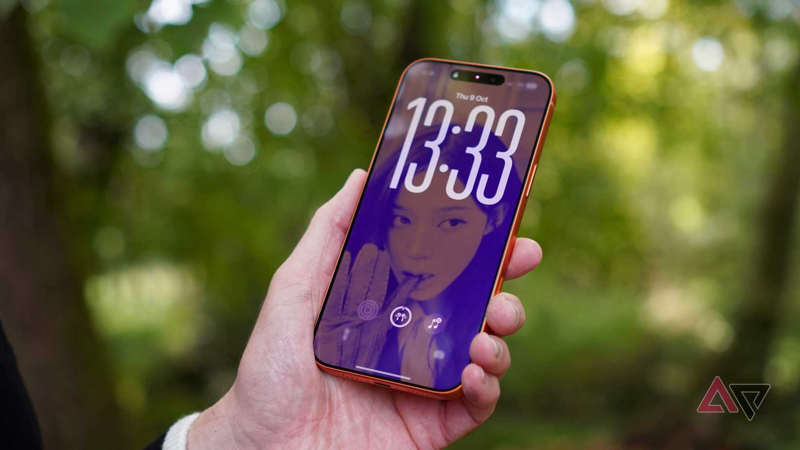 خلفية على هاتف Apple iPhone 17 Pro Max