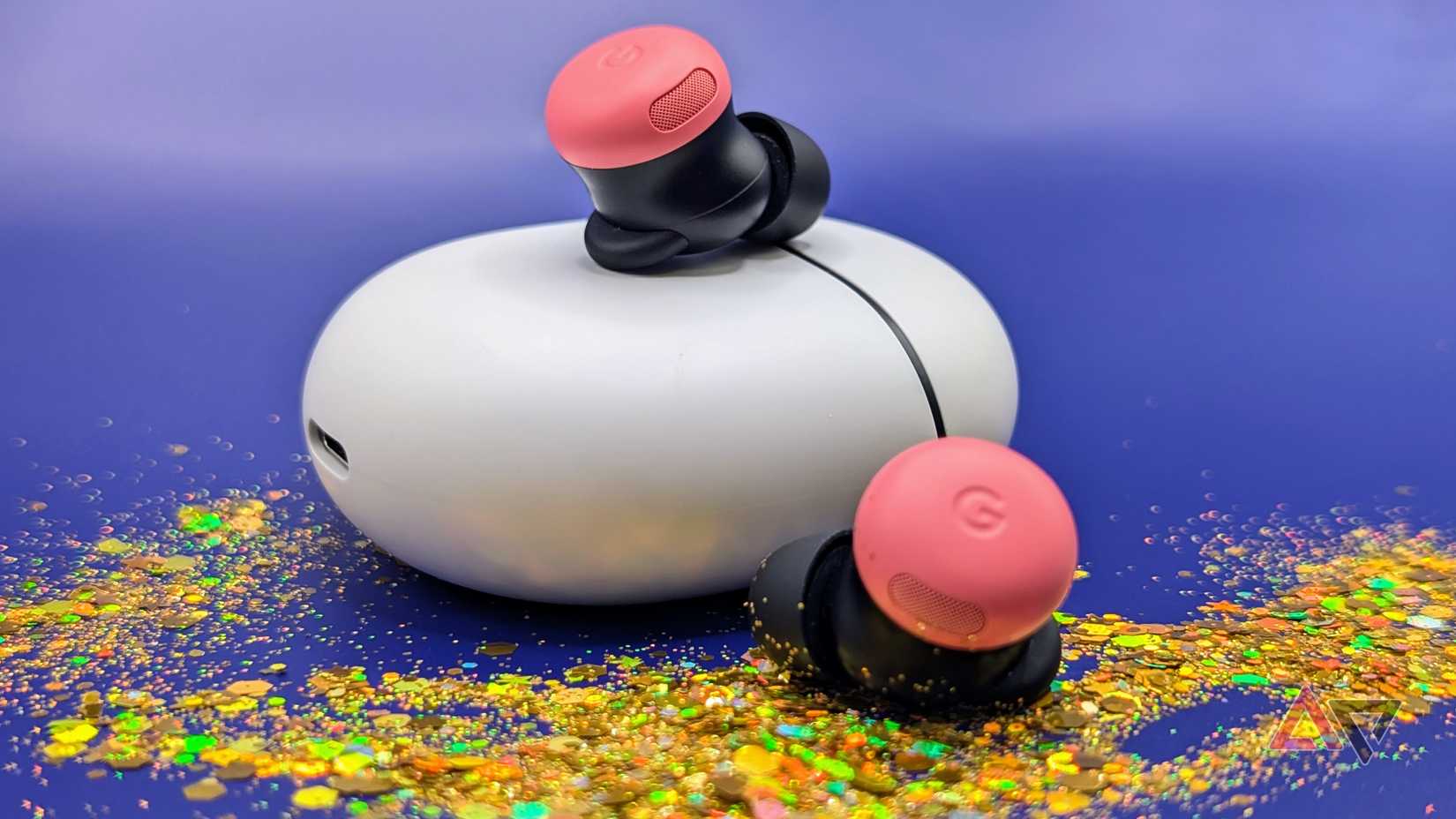 Google Pixel Buds Pro 2 in glitter