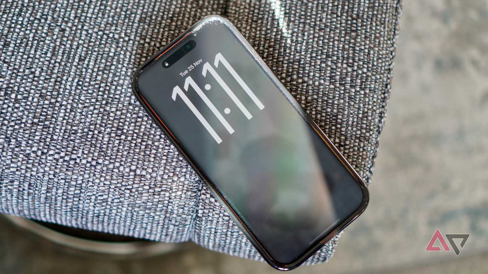 الشاشة التي تعمل دائمًا على Apple iPhone 17 Pro Max