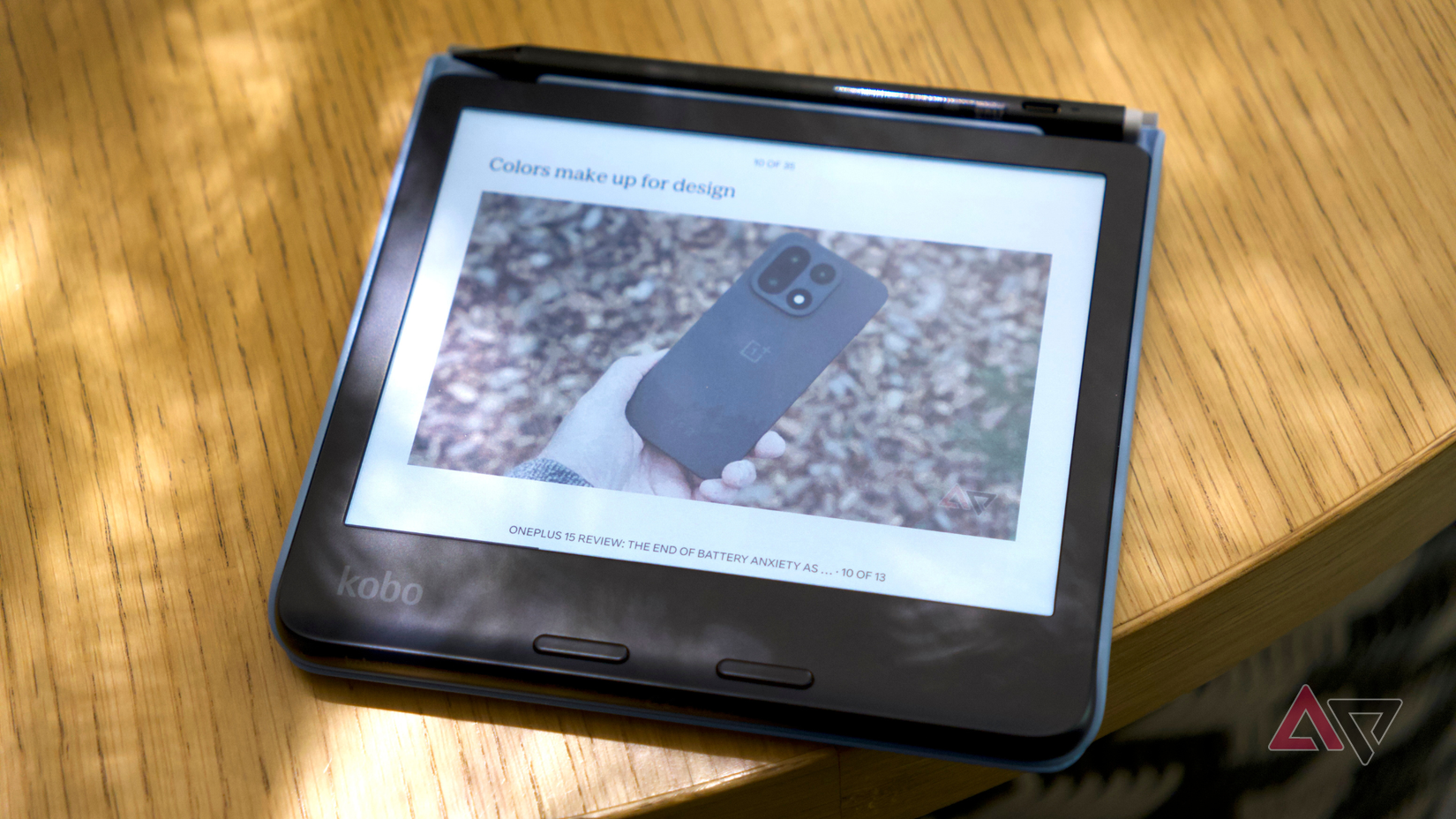 Kobo Libra Colour on a table