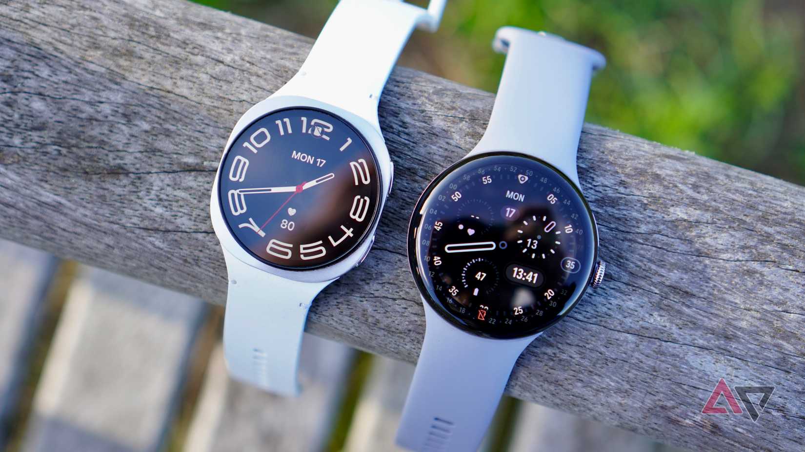 O Google Pixel Watch 4 e o Samsung Galaxy Watch 8