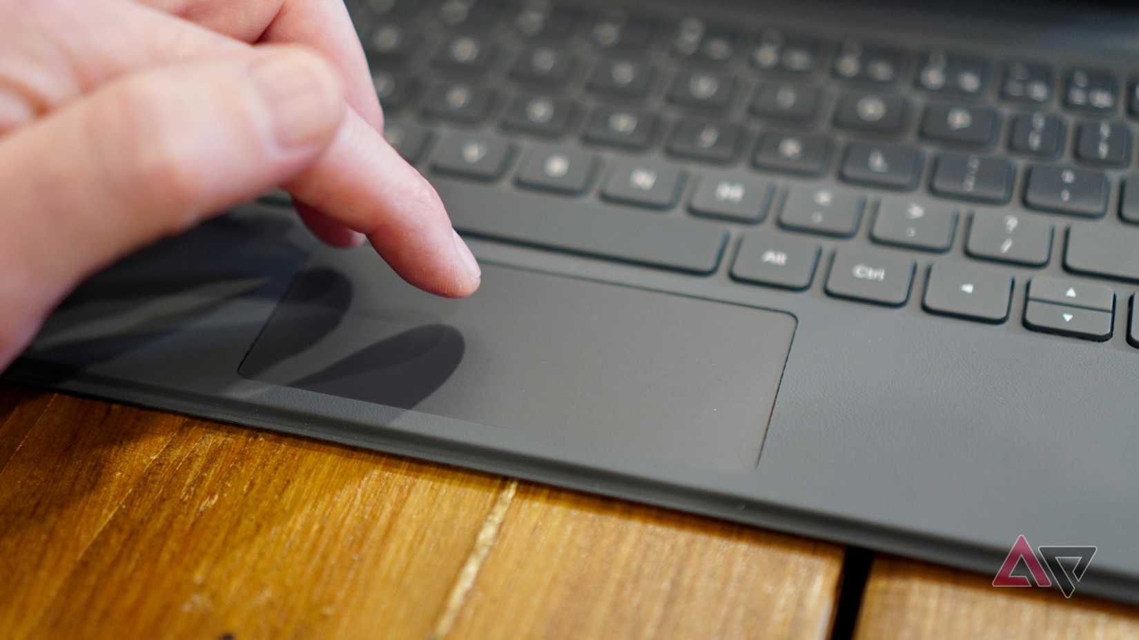 Il trackpad della tastiera mobile Poco