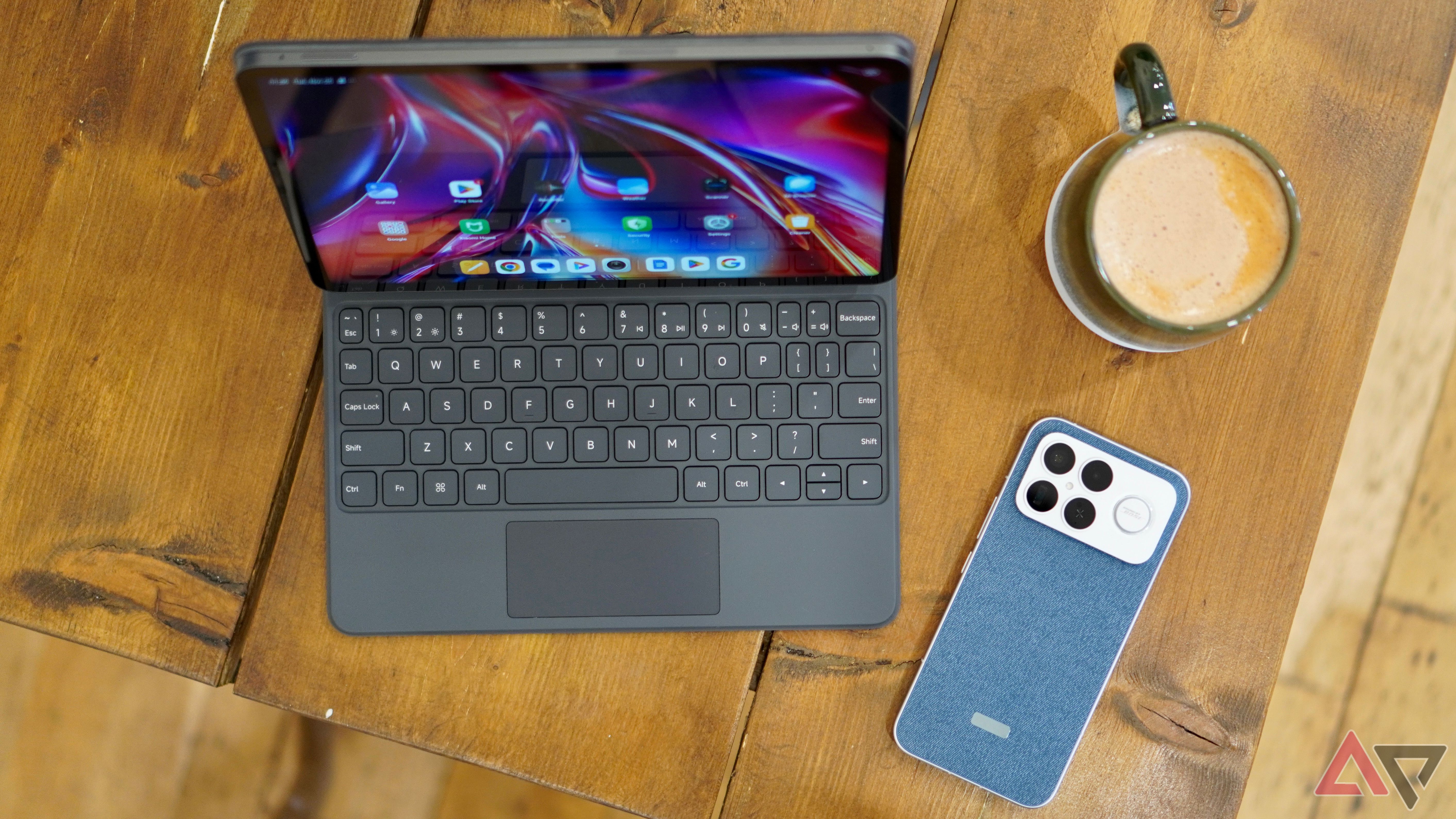 Brilliant $600 tablet and keyboard combo delivers an experience worth twice the price